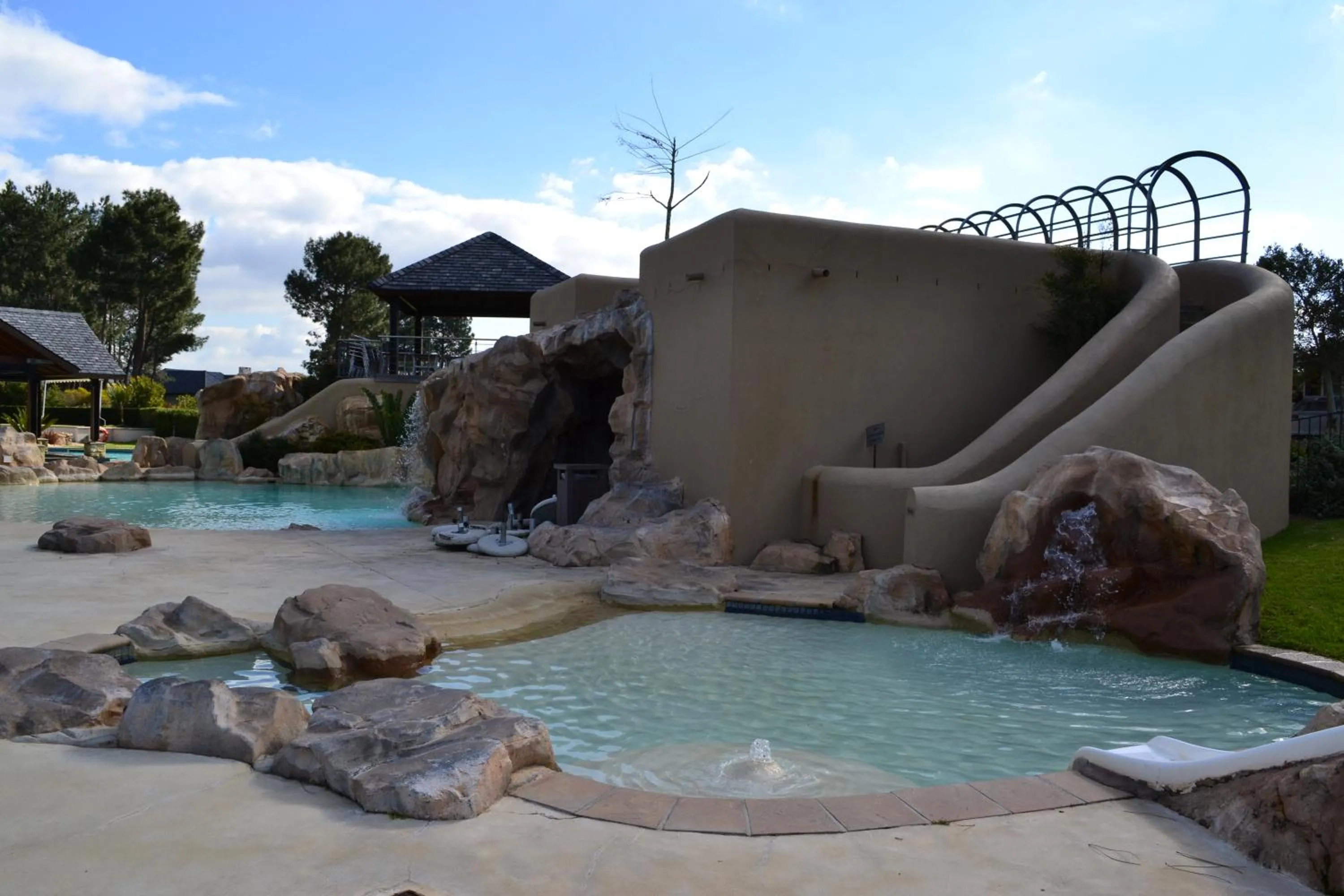 Swimming pool in Pearl Valley-Golf Safari SA