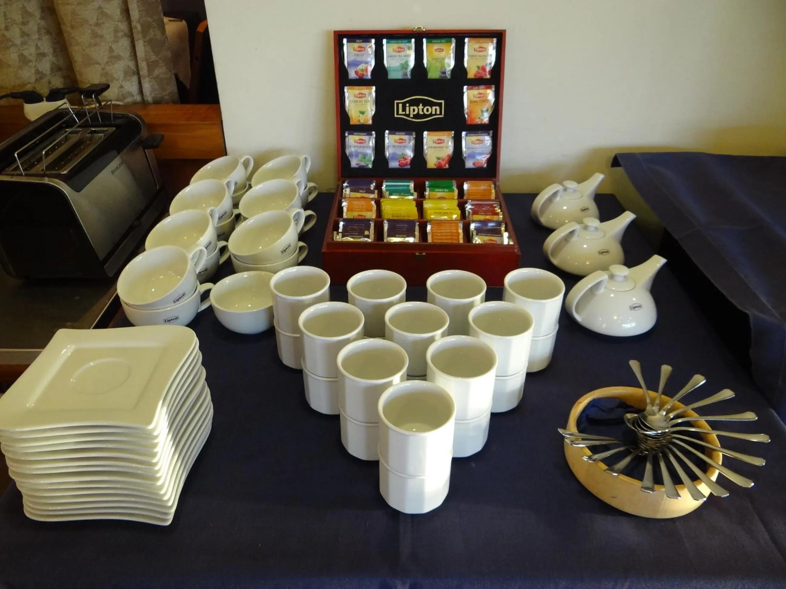 Drinks in Grot Hotel