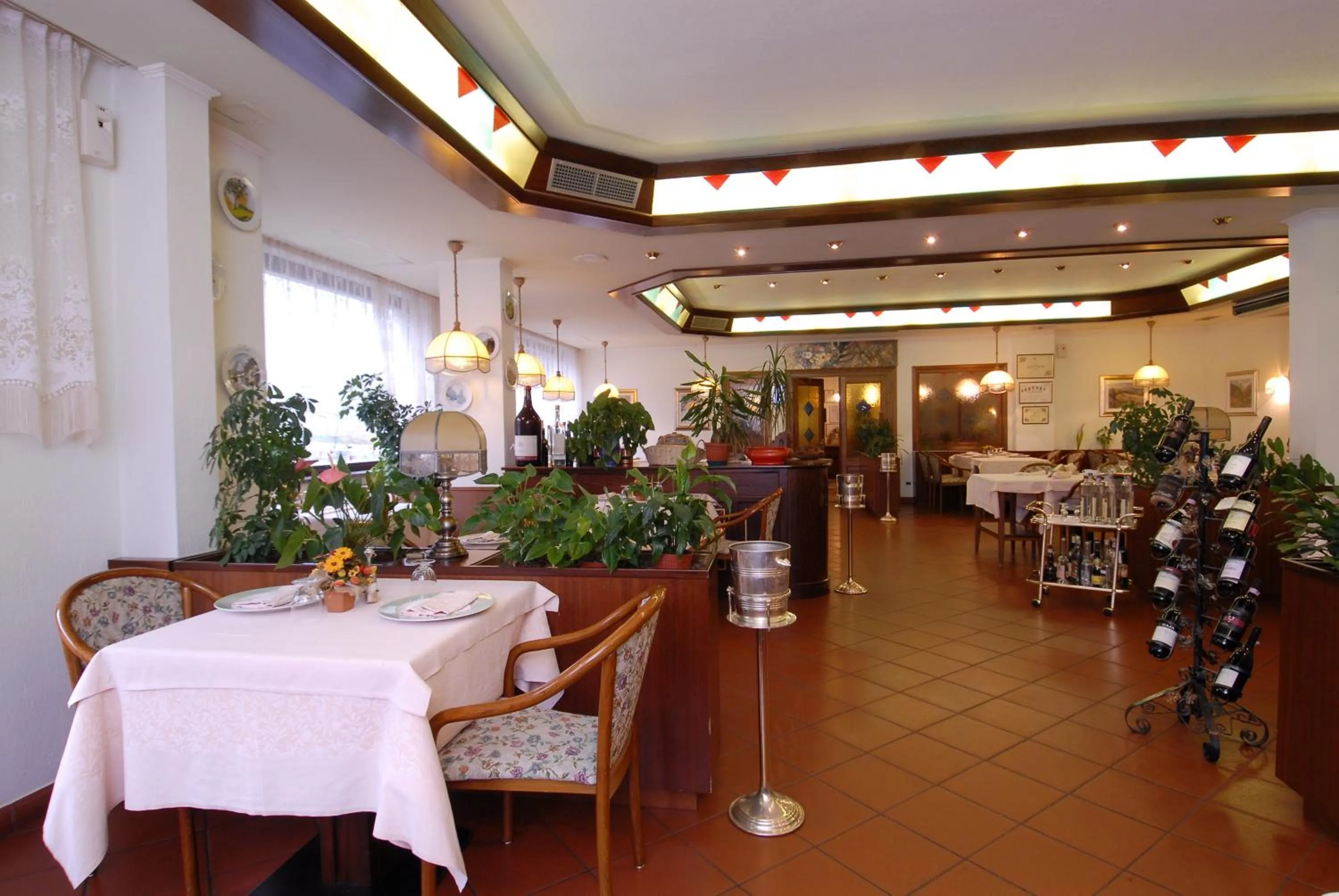Restaurant/places to eat in Hotel Comtes De Challant Albergo Etico Valle d'Aosta