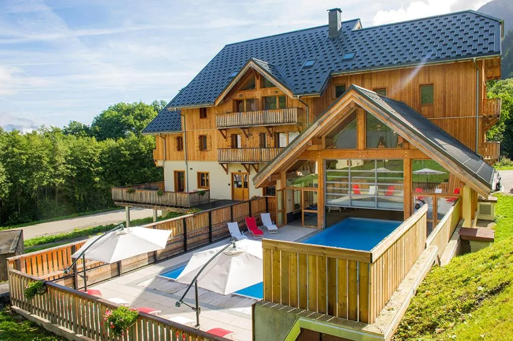 Two-Bedroom Apartment in Appartement Les Chalets de Belledonne