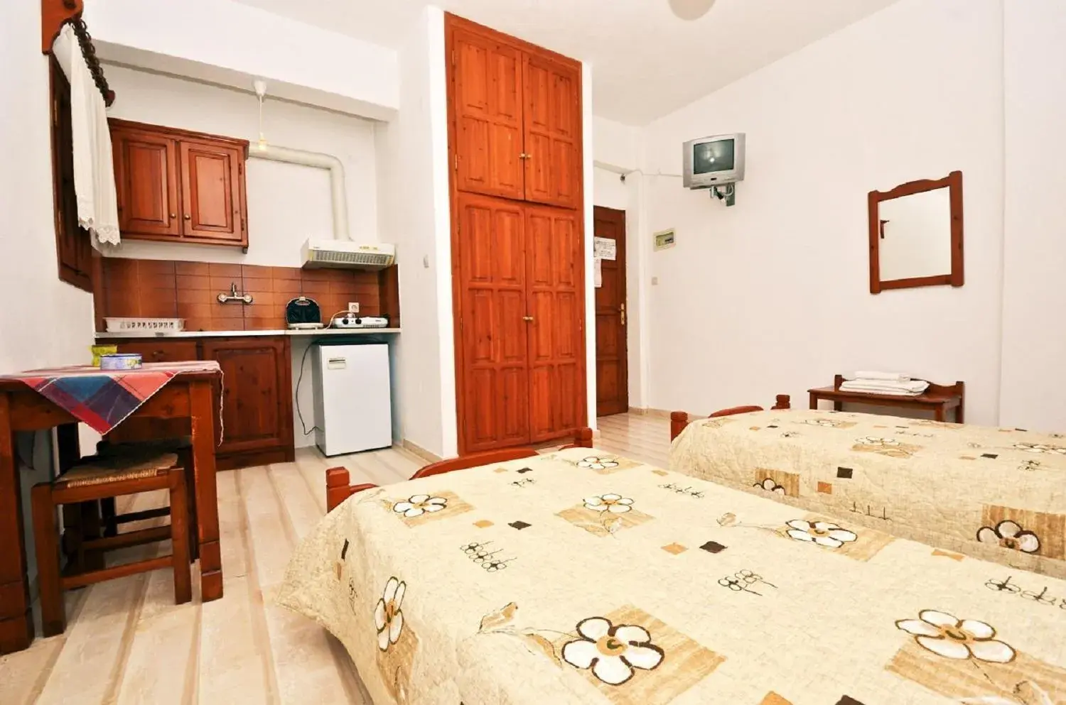 Studio (2 Adults) in Alexios Studios Studio (2 Adults) in Alexios Studios