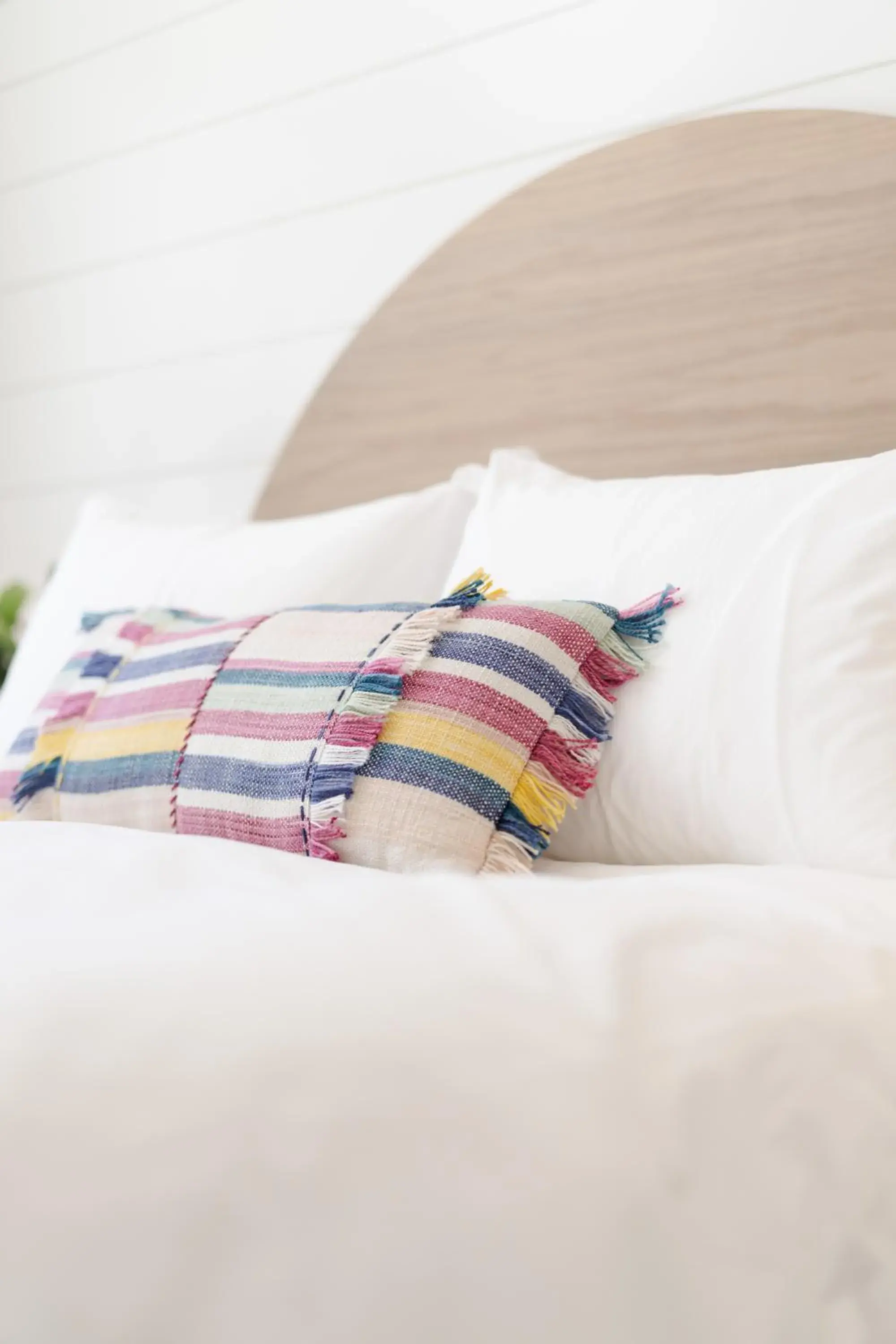 Queen Room with Two Queen Beds in The Pacific Motel Queen Room with Two Queen Beds in The Pacific Motel