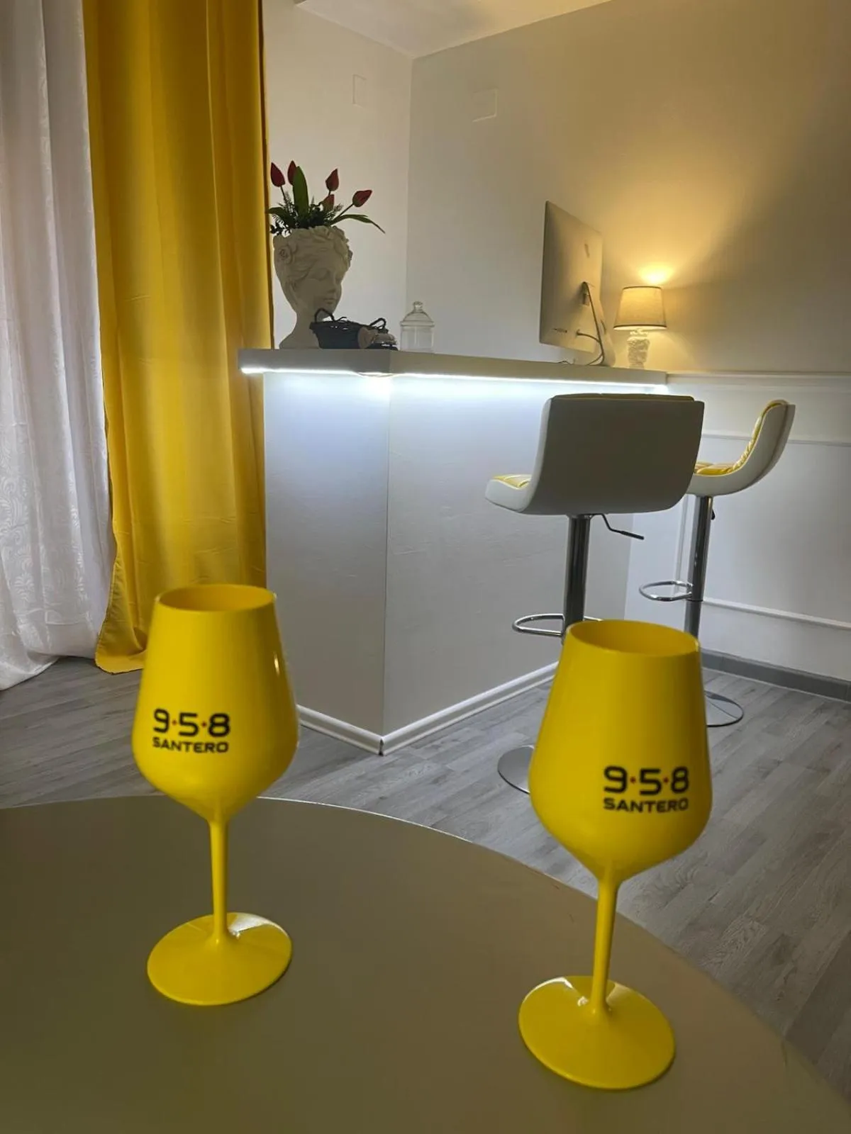 Lounge or bar in Le Suite del Lungomare Catania