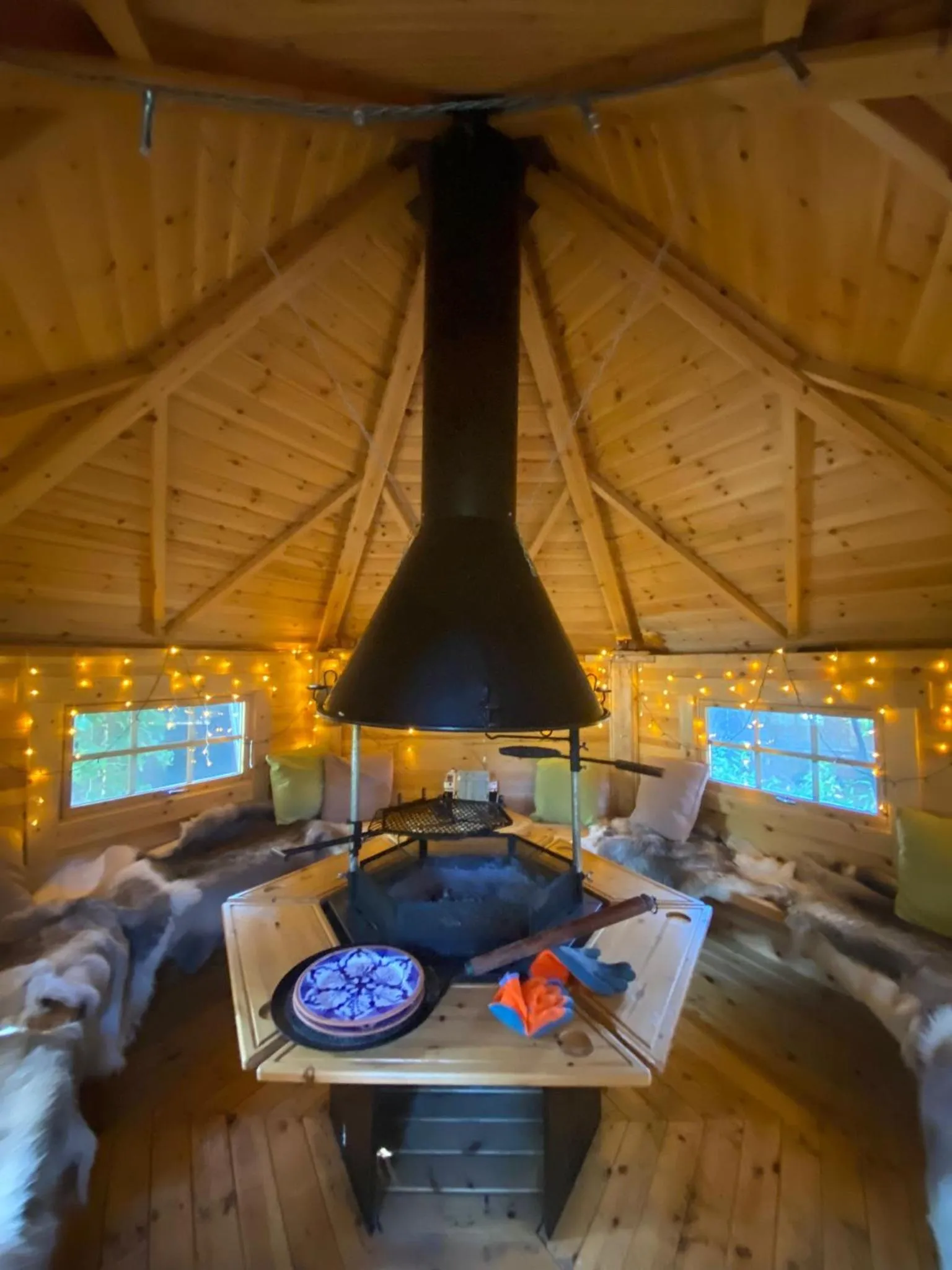 BBQ facilities in Lake View Lodges The Kentwell