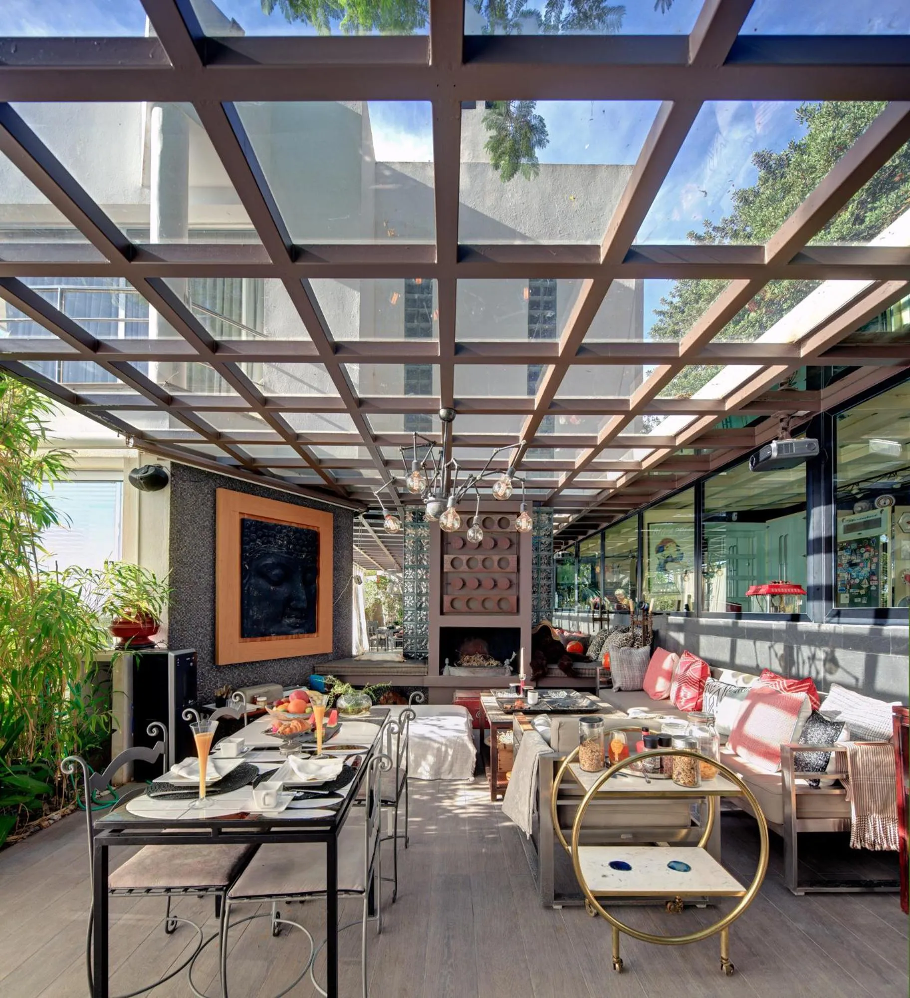 Restaurant/places to eat in Marbella Boutique Art suites