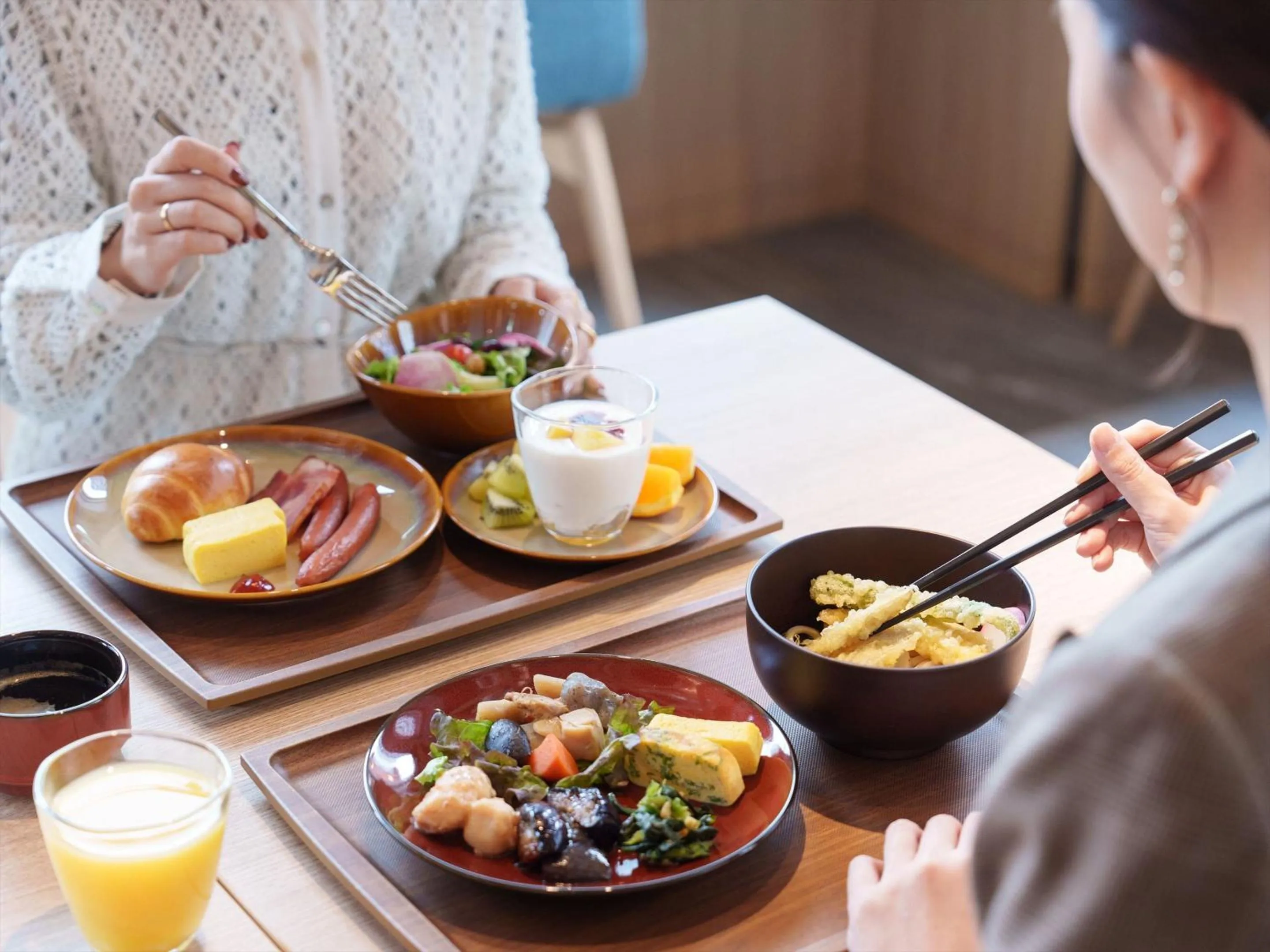 Restaurant/places to eat in CROSS Life Hakata Yanagibashi