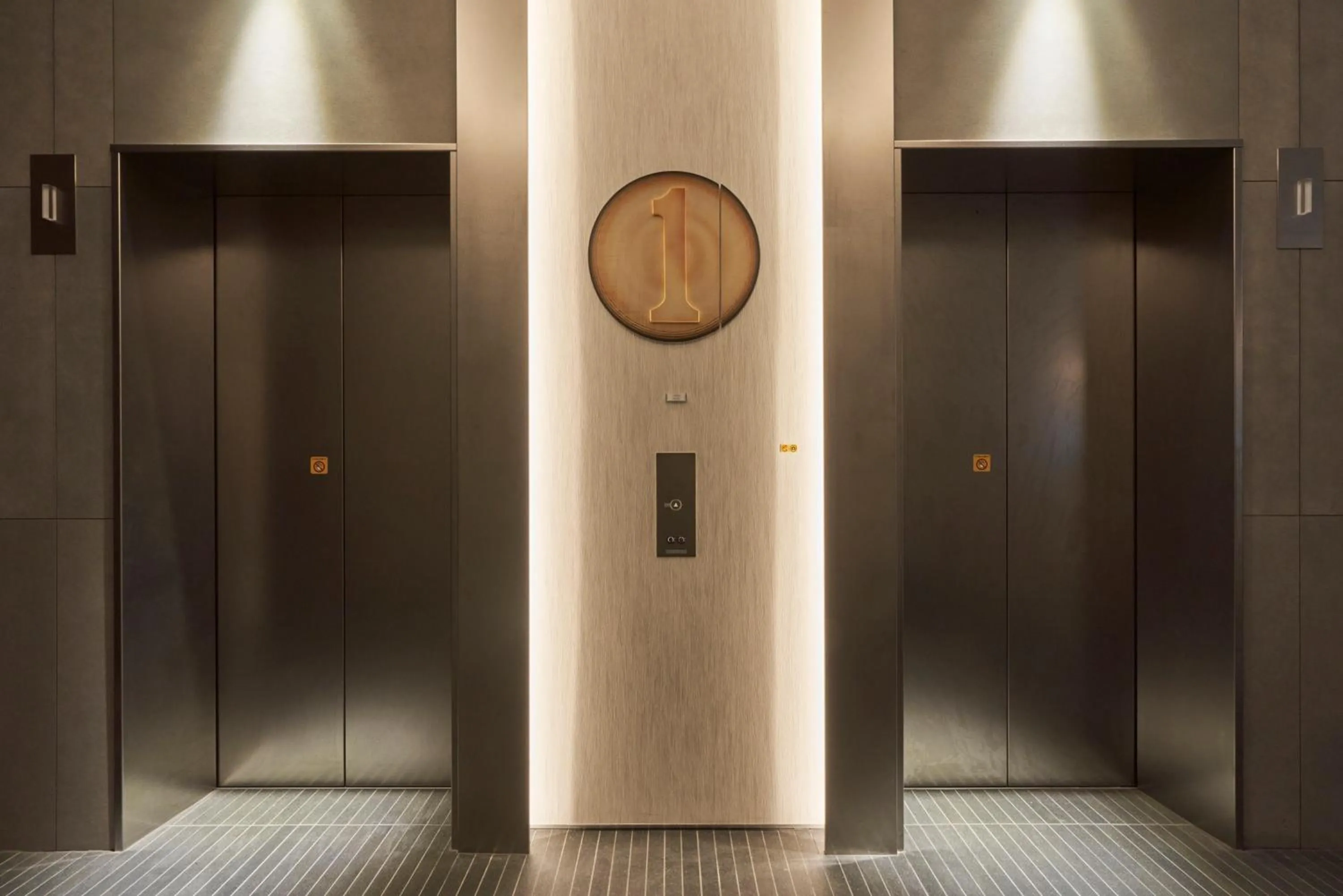 elevator in CROSS Life Hakata Yanagibashi