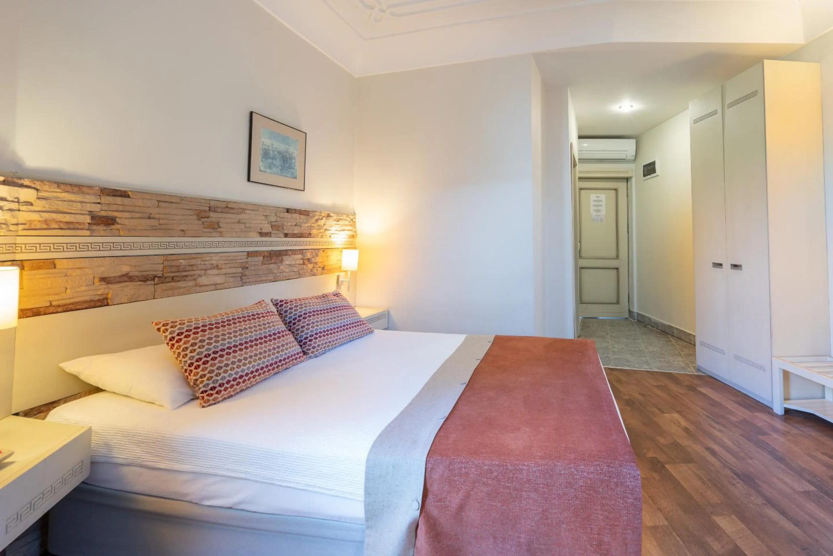 Photo of the whole room, Bed in Aspen Hotel Kaleiçi