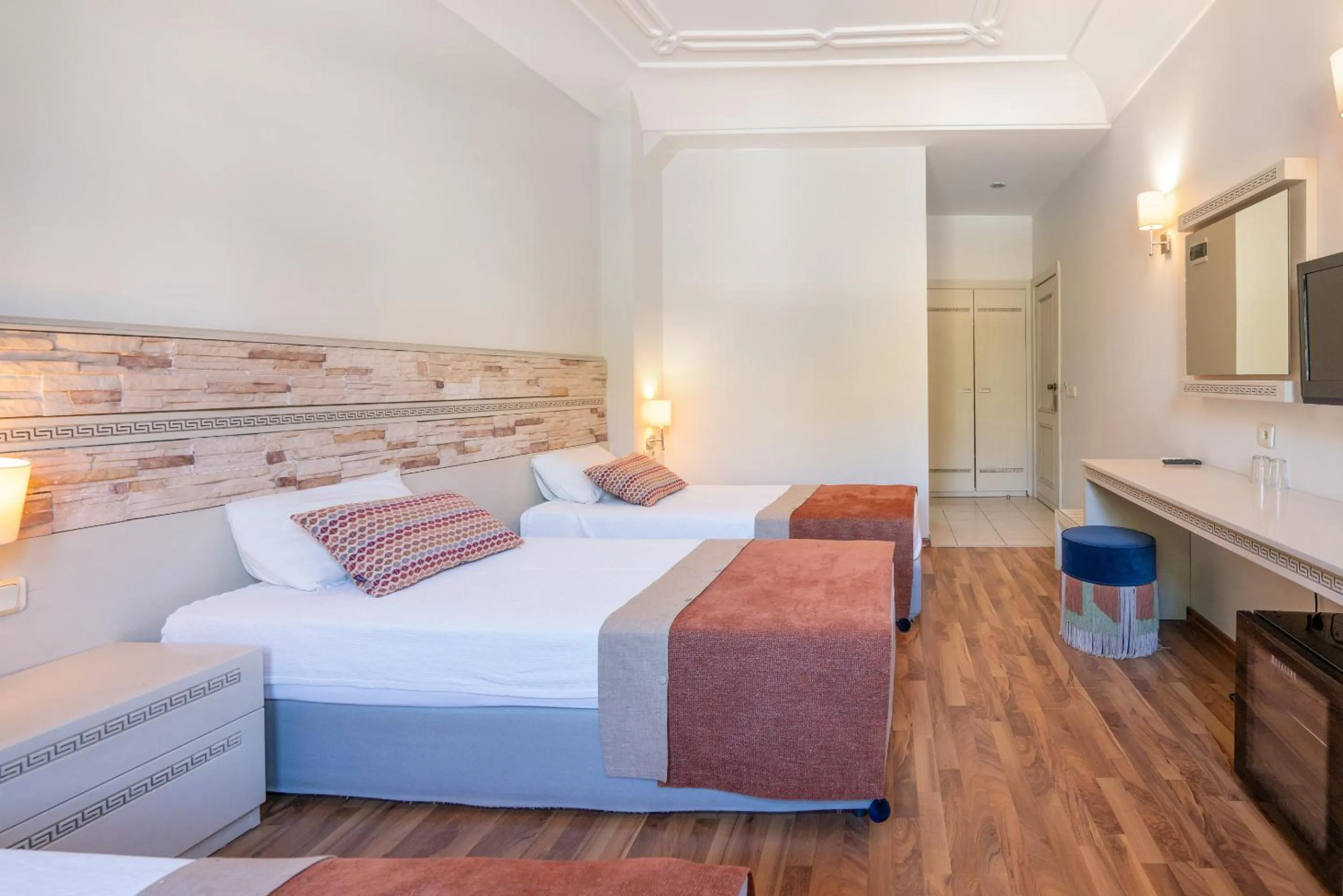 Seating area, Bed in Aspen Hotel Kaleiçi