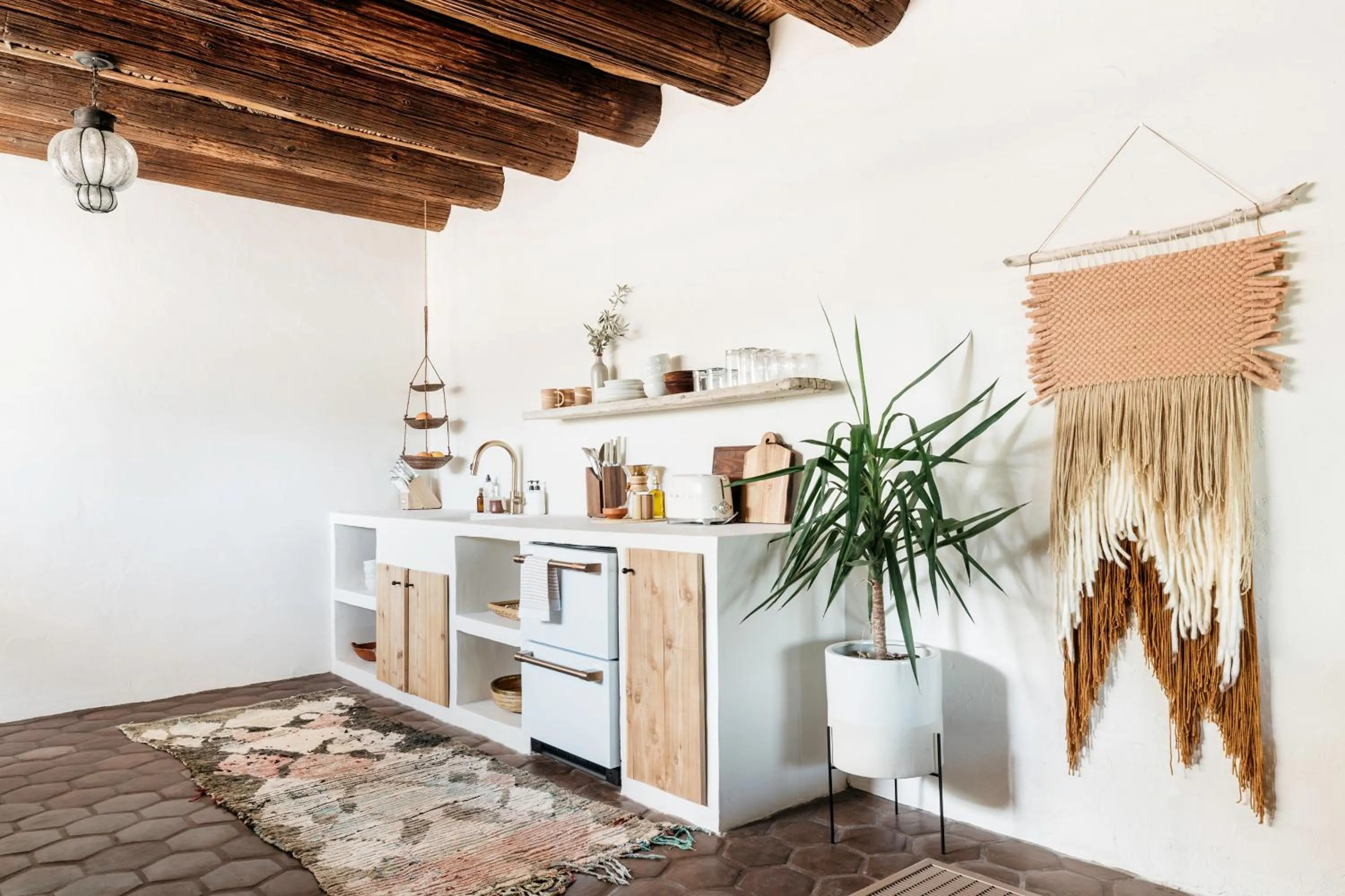 Coffee/tea facilities in The JTH Tucson