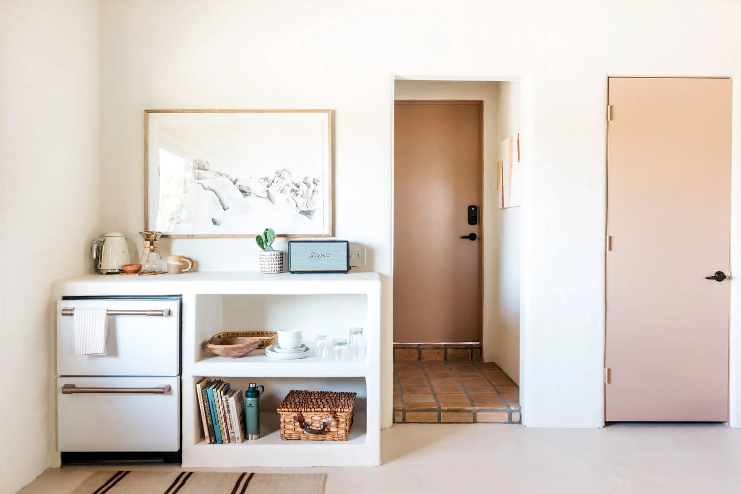 Coffee/tea facilities in The JTH Tucson