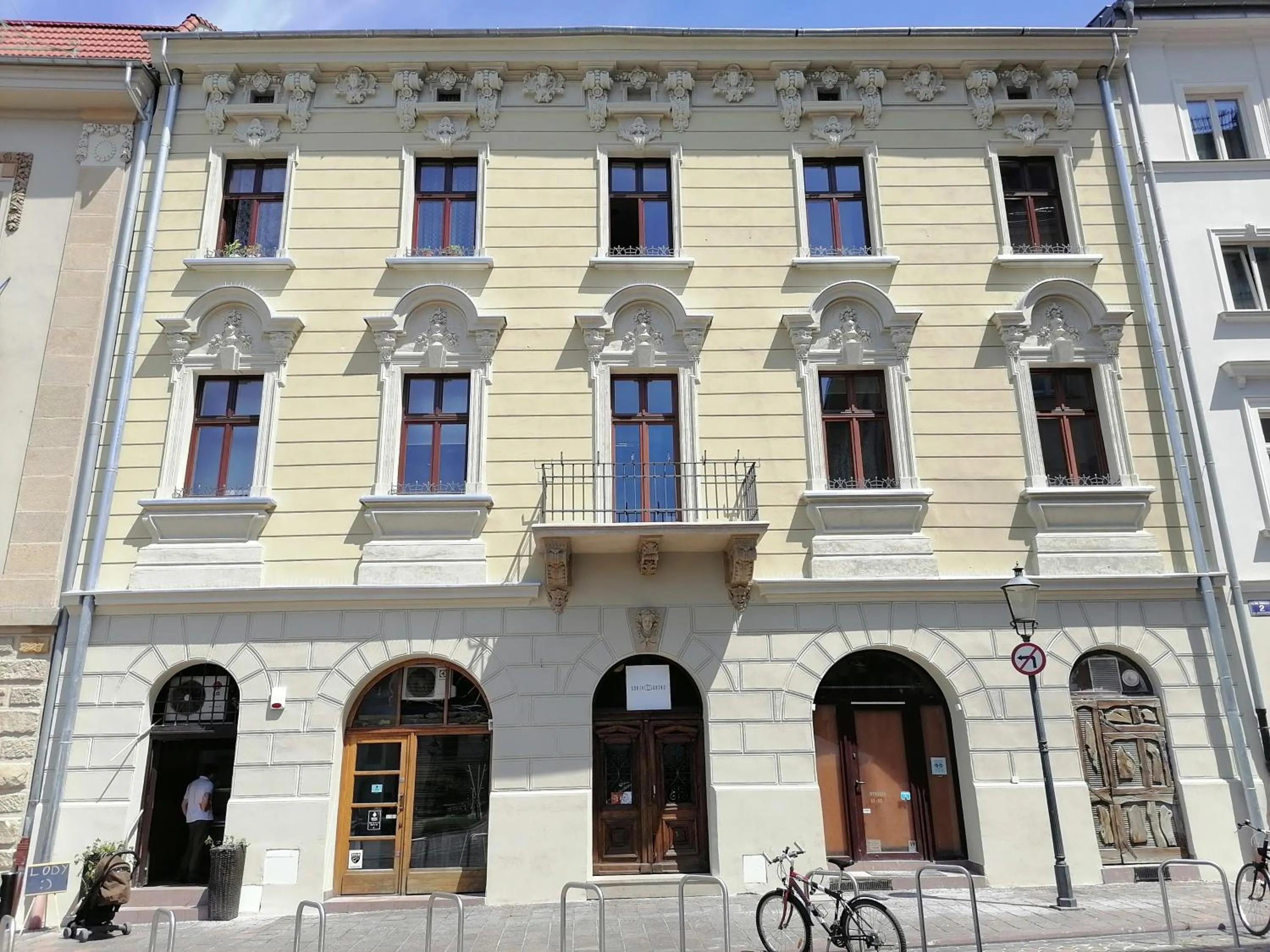 Property building in Globtroter Guest House