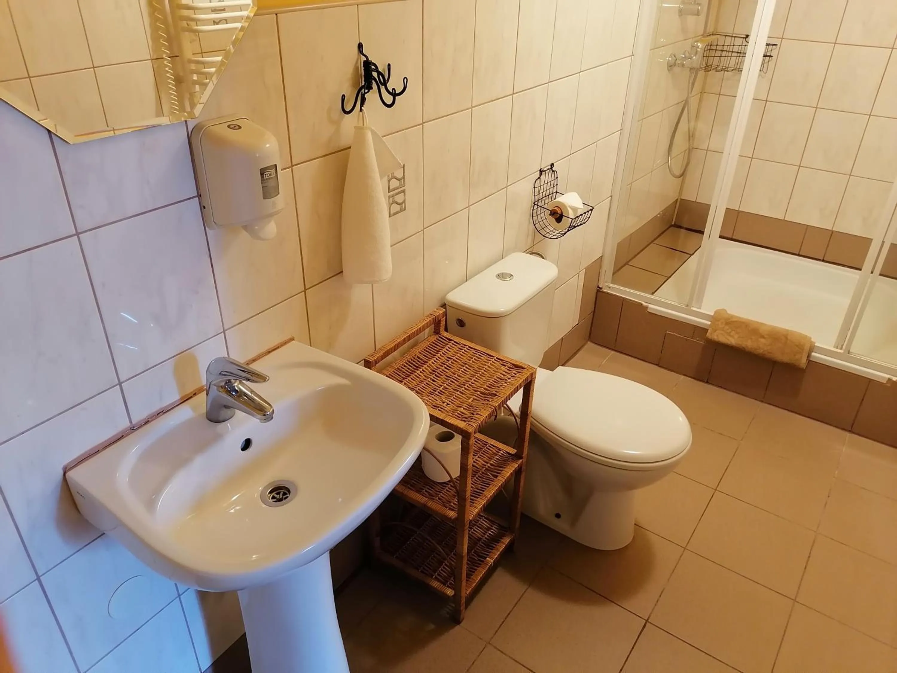 Bathroom in Globtroter Guest House