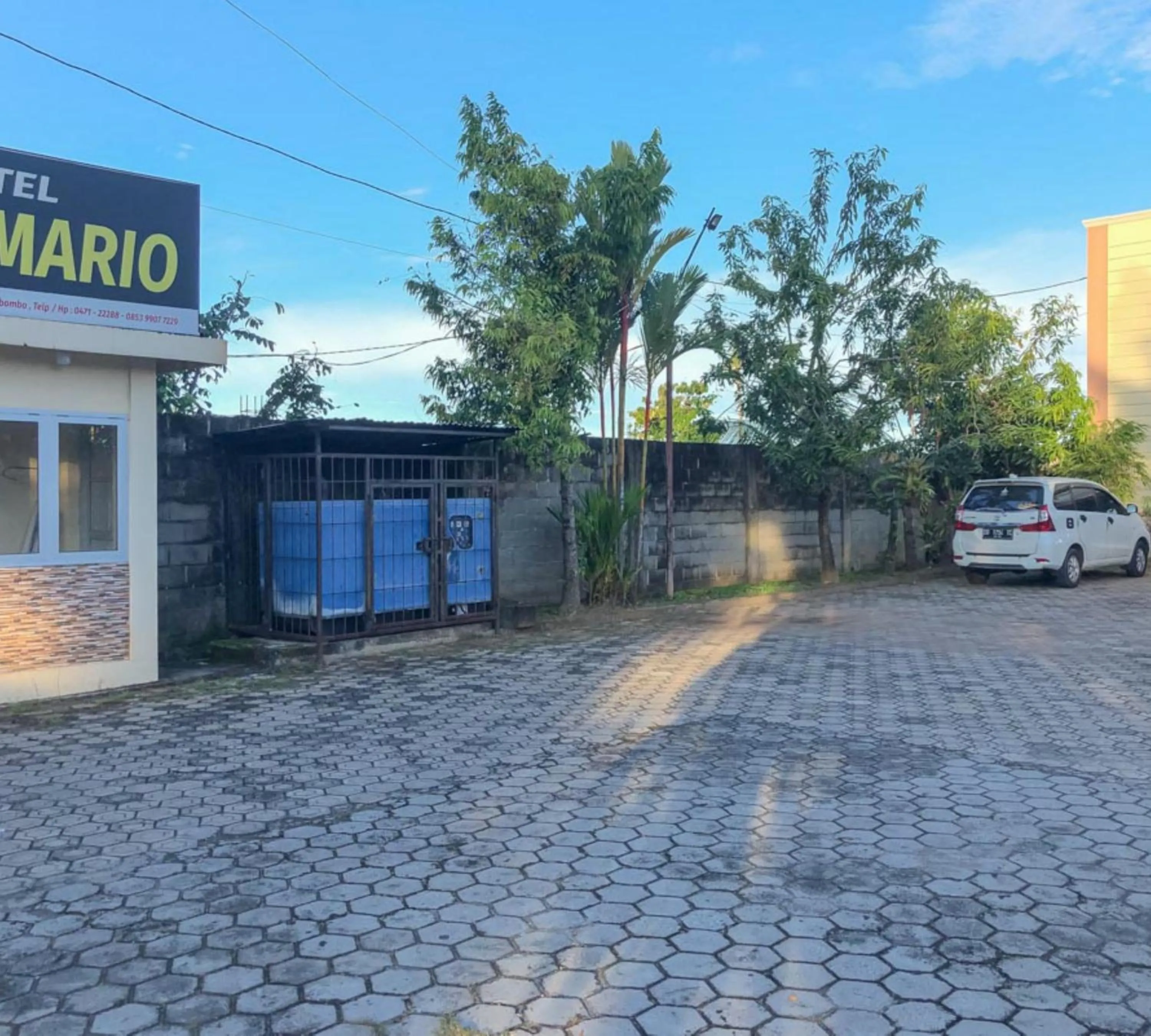 Property building in Hotel D'Mario Palopo