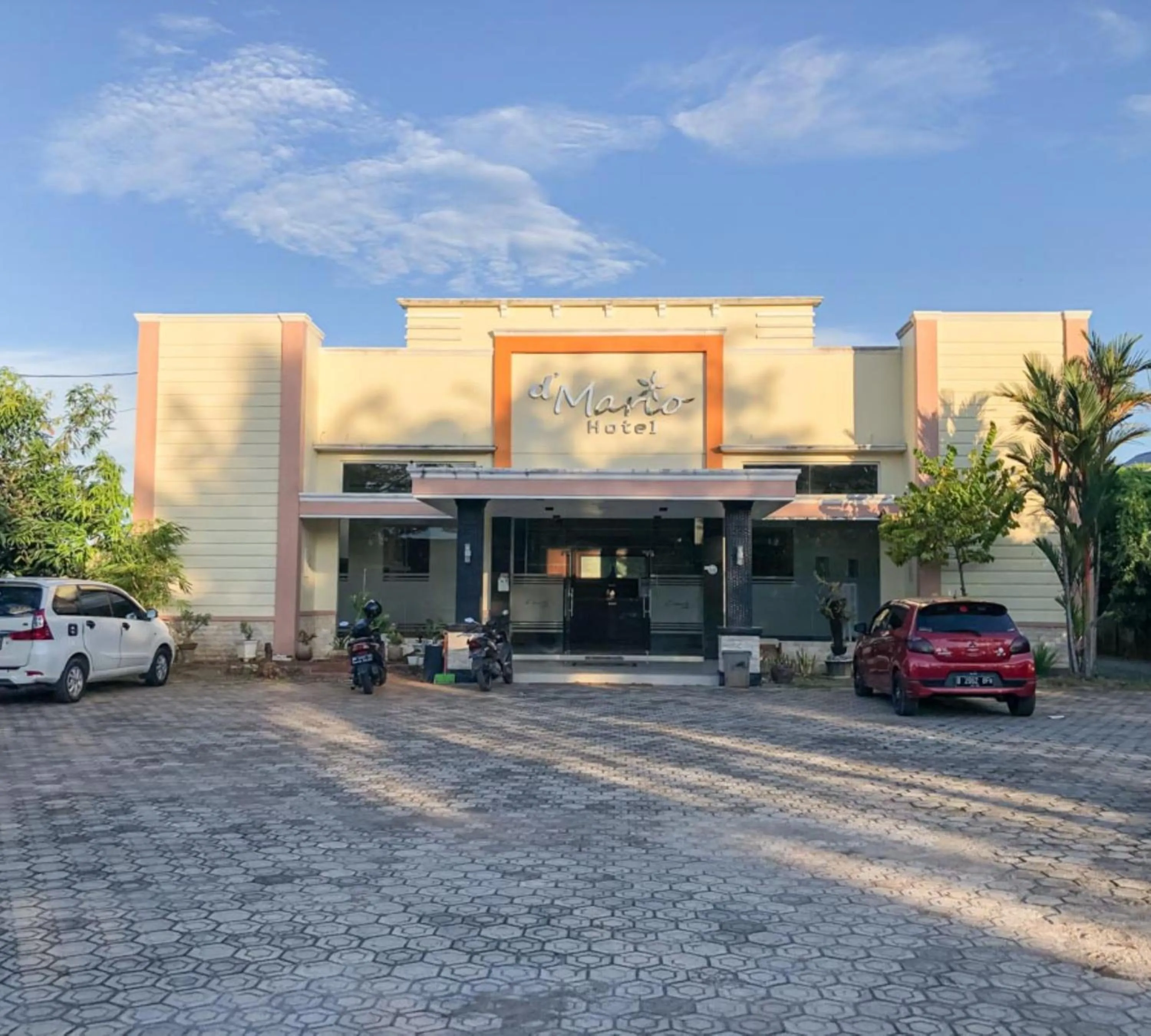 Property building in Hotel D'Mario Palopo