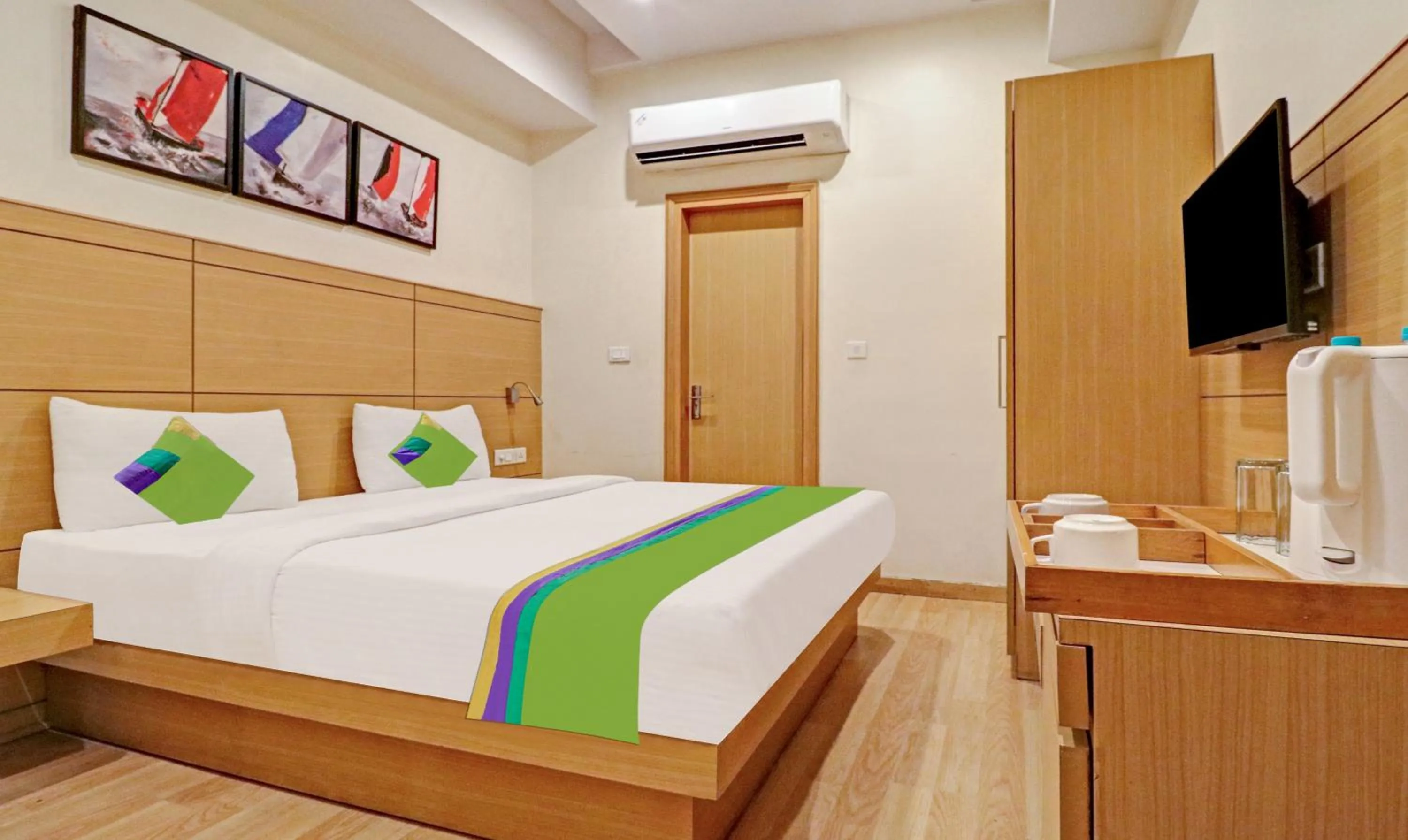 Bedroom, Bed in Treebo Galaxy Rooms