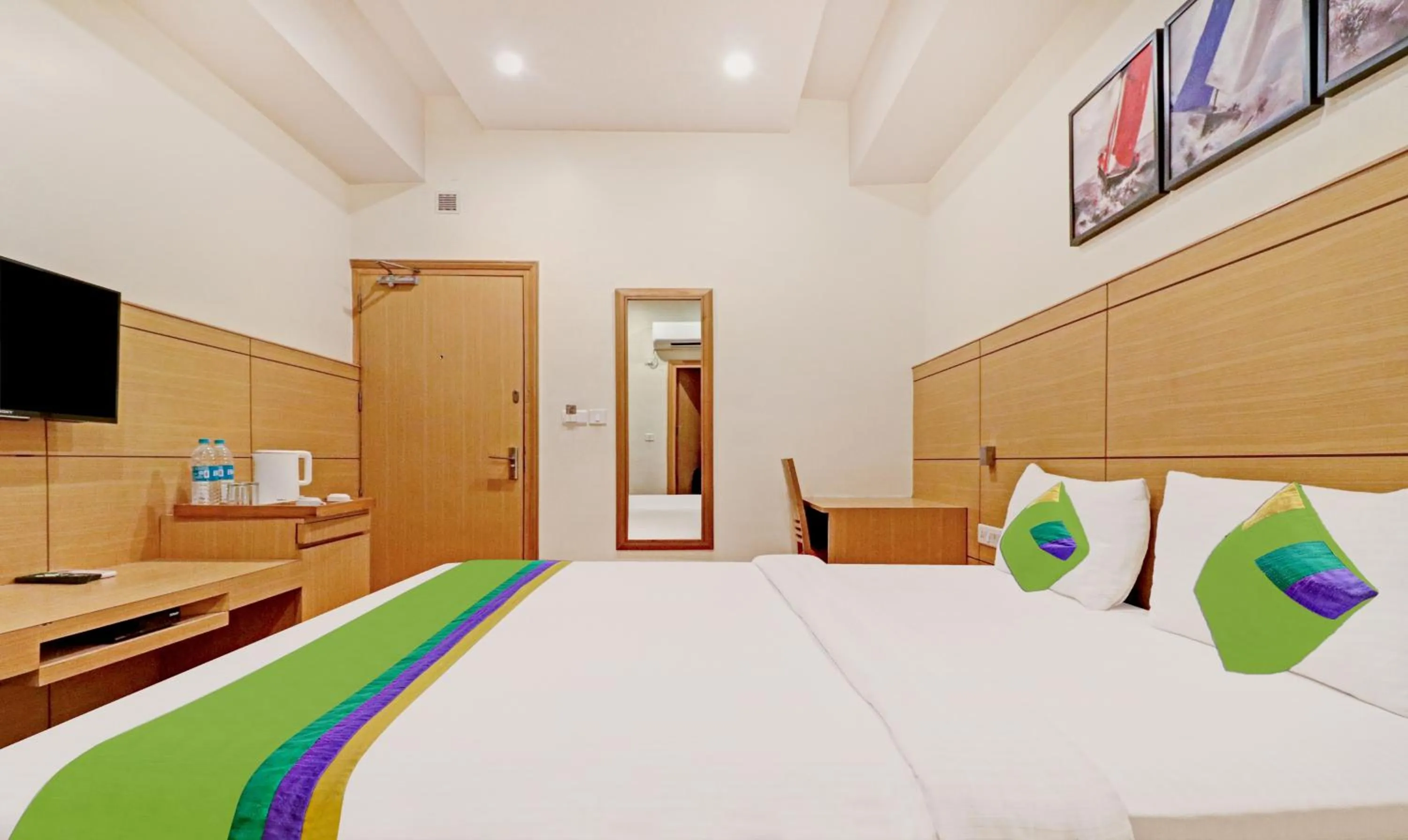 Bedroom, Bed in Treebo Galaxy Rooms