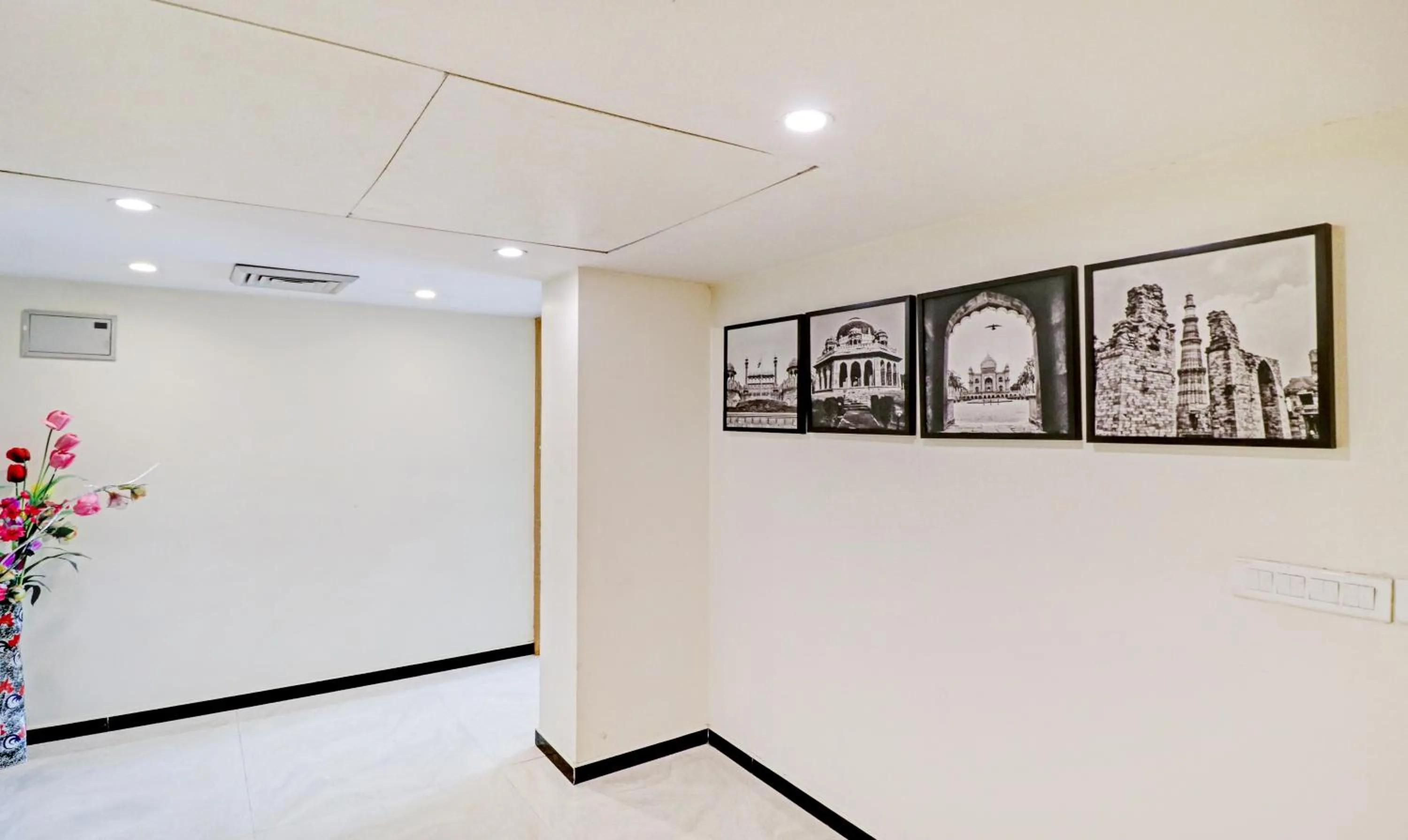 Decorative detail in Treebo Galaxy Rooms