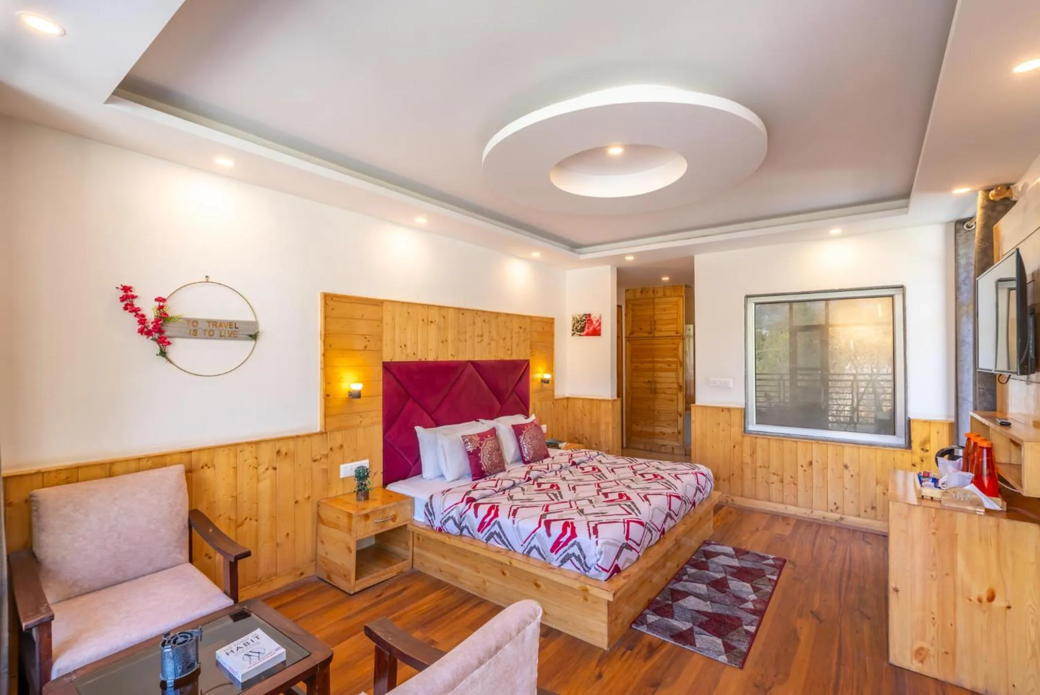 Photo of the whole room, Bed in The 14 Gables, A Boutique Stay, Manali - Pet Friendly Hotel - Crown Palace