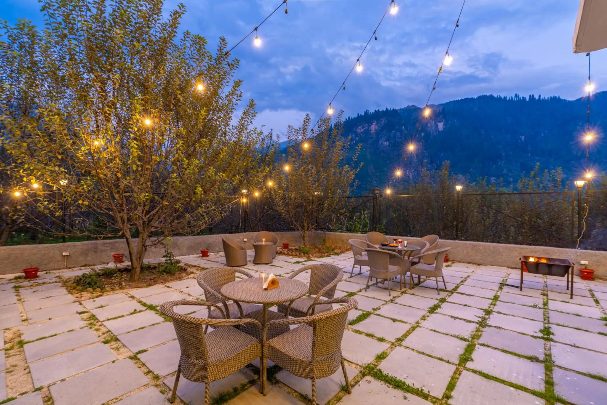 Spring in The 14 Gables, A Boutique Stay, Manali - Pet Friendly Hotel - Crown Palace