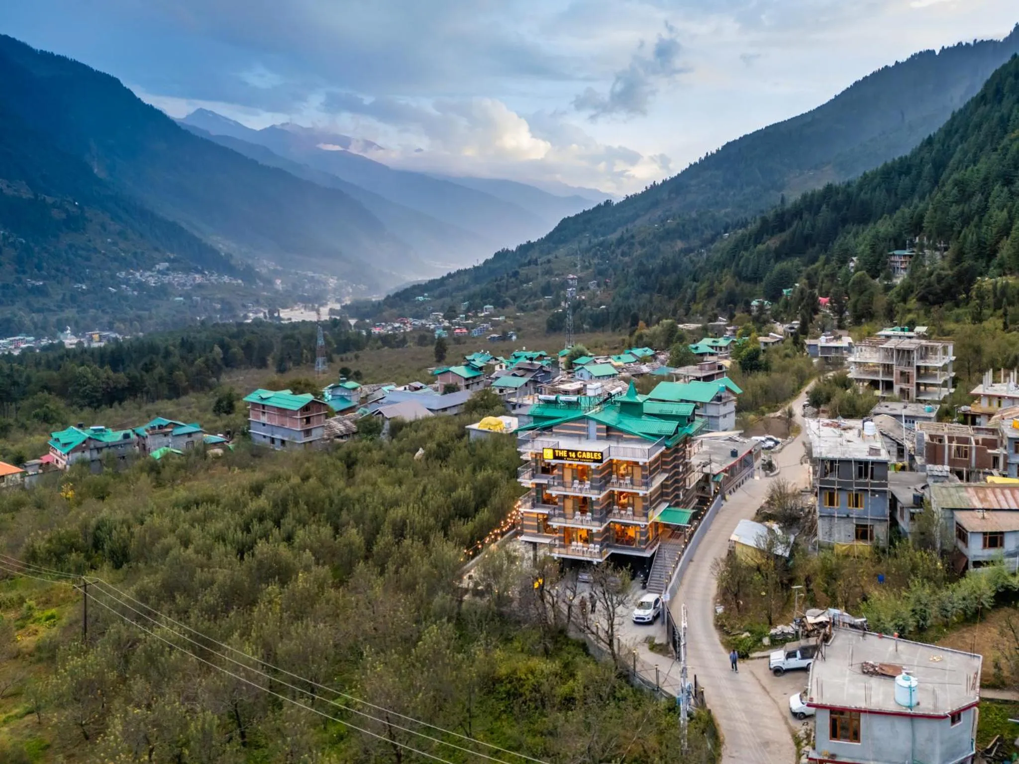 Property building in The 14 Gables, A Boutique Stay, Manali - Pet Friendly Hotel - Crown Palace
