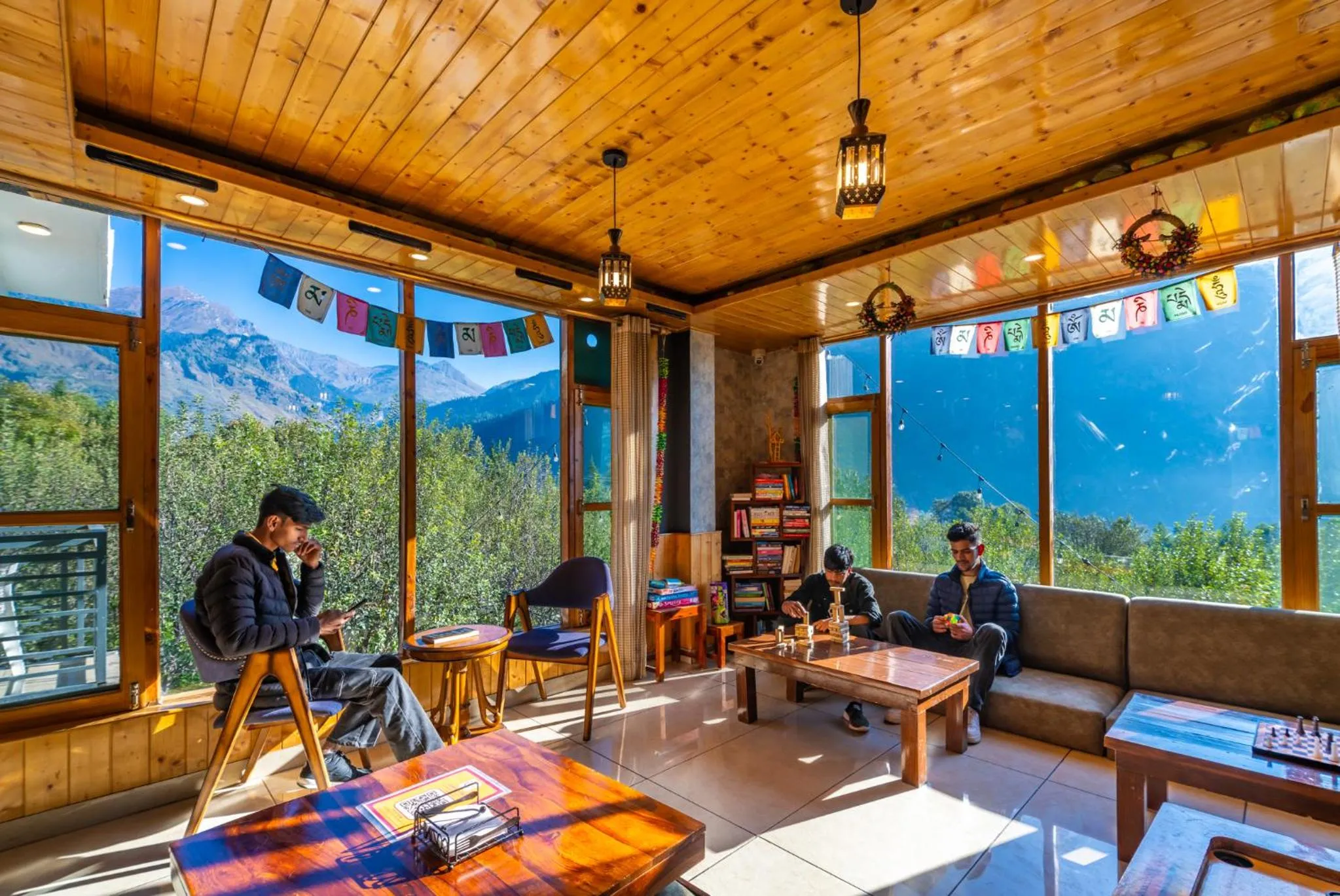 Restaurant/places to eat in The 14 Gables, A Boutique Stay, Manali - Pet Friendly Hotel - Crown Palace