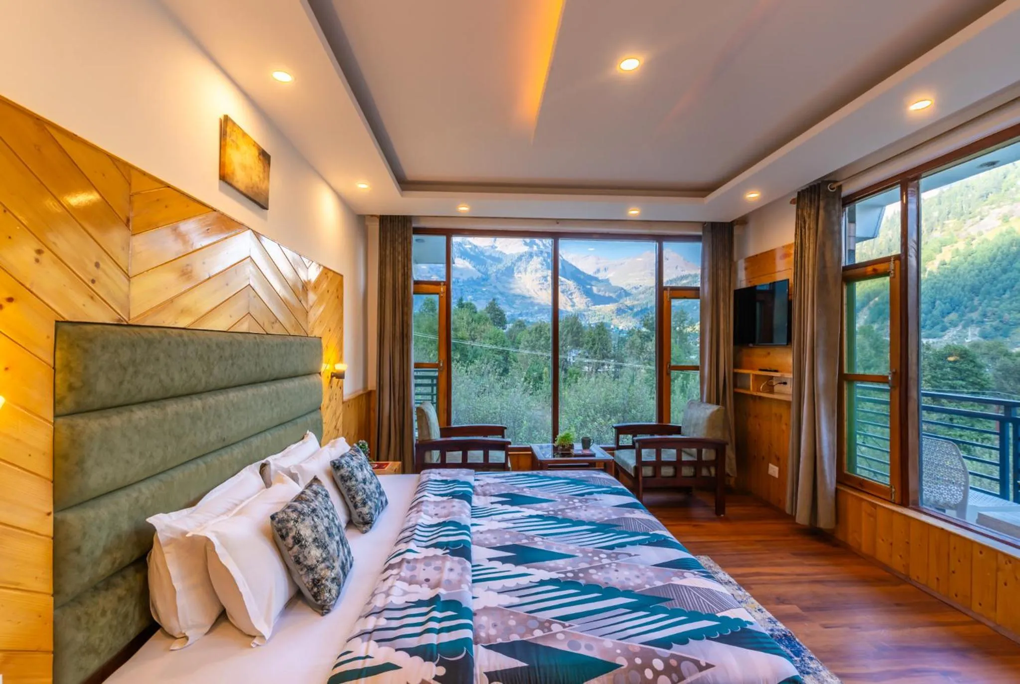 Natural landscape, Bed in The 14 Gables, A Boutique Stay, Manali - Pet Friendly Hotel - Crown Palace
