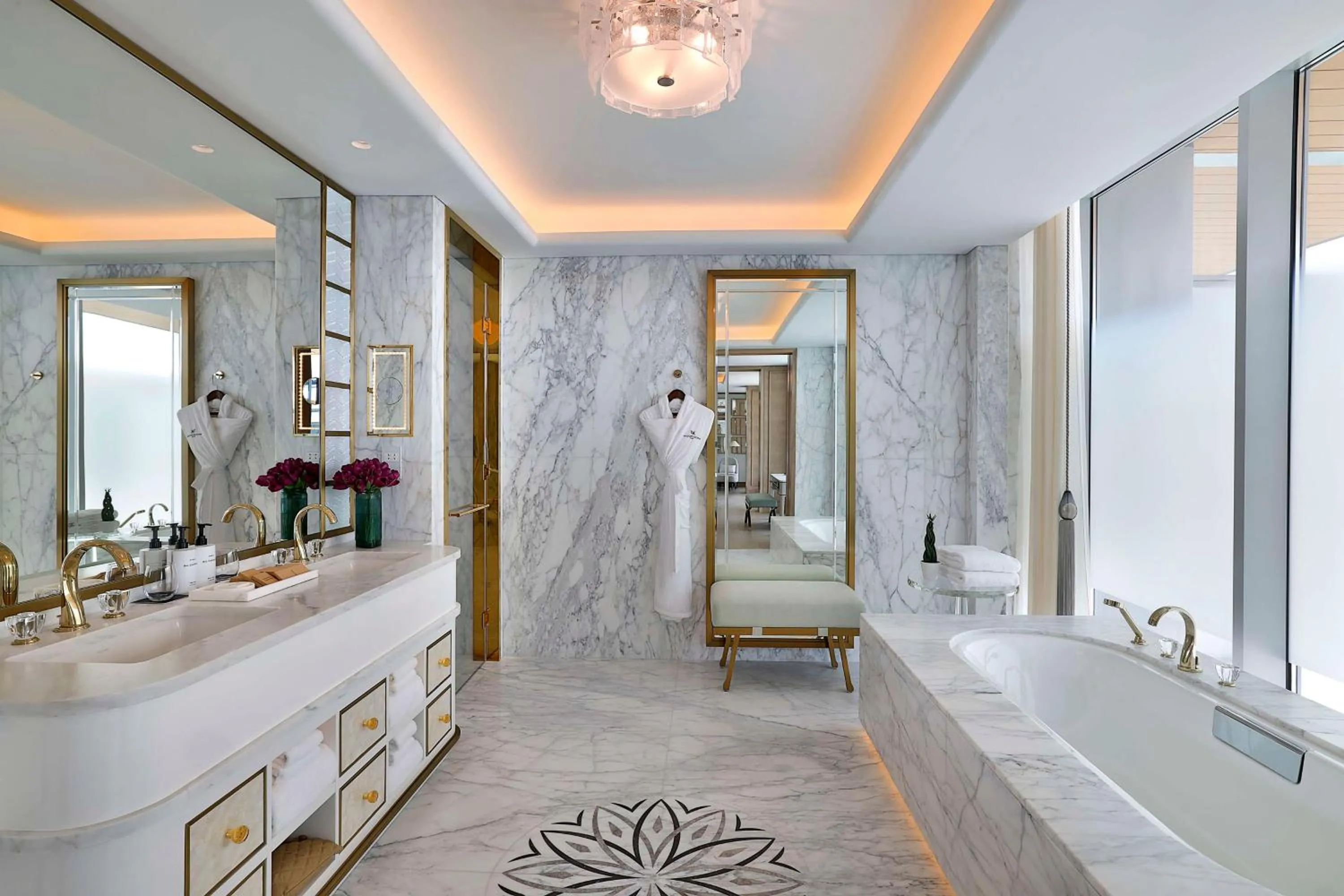 Bathroom, Bed in Waldorf Astoria Doha Lusail