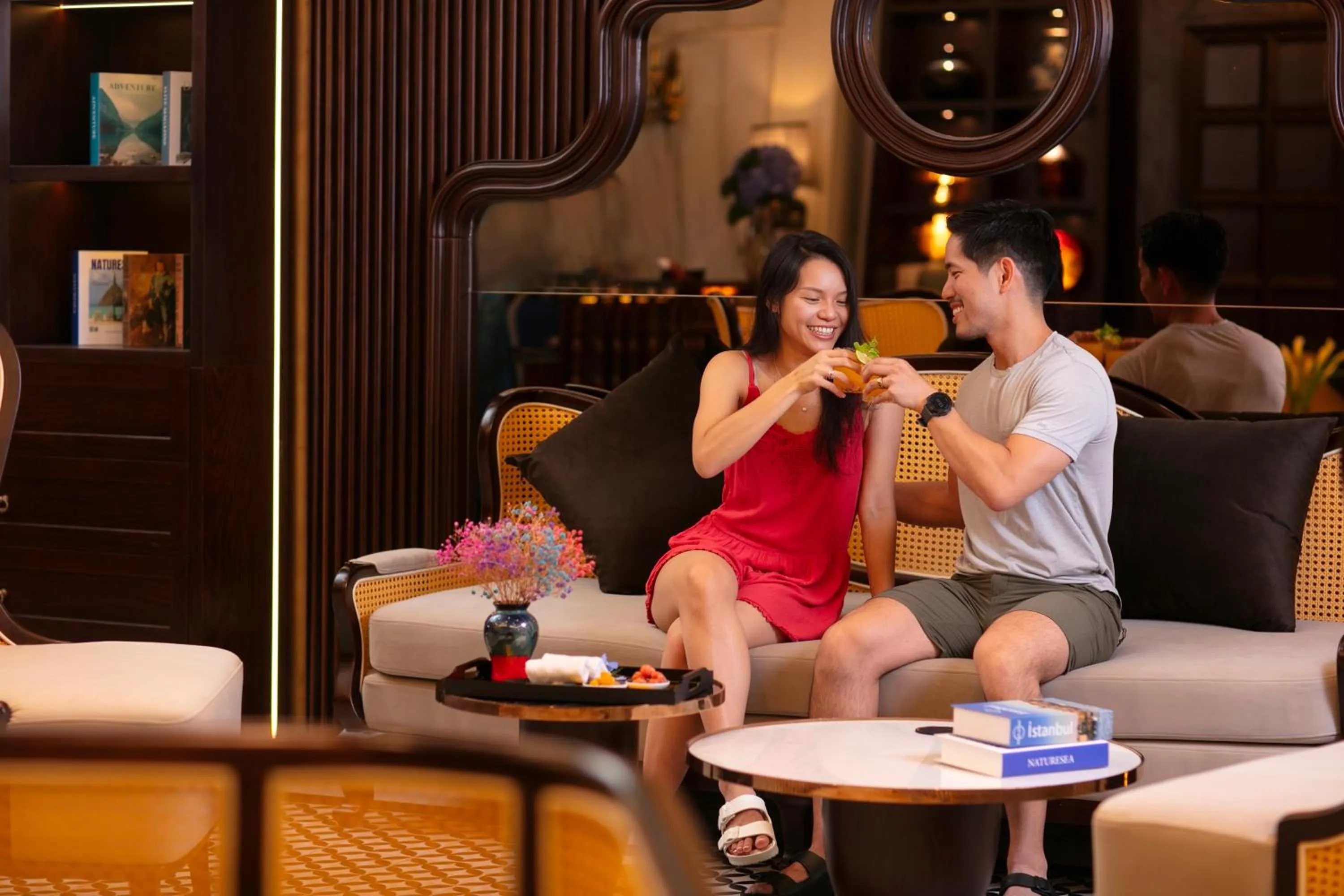 Guests in HOTEL De SOURIANT Premium Hanoi