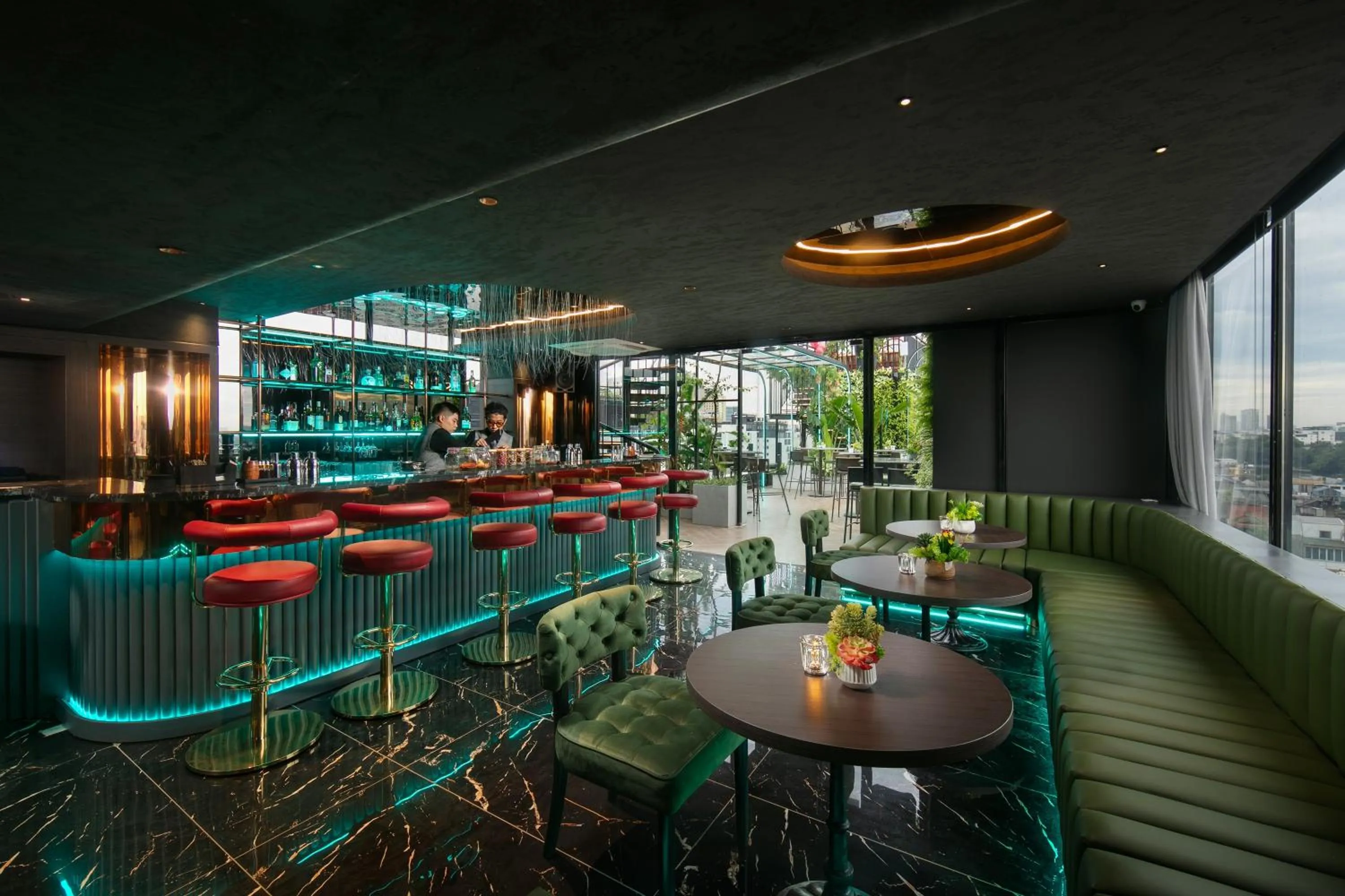 Restaurant/places to eat in HOTEL De SOURIANT Premium Hanoi