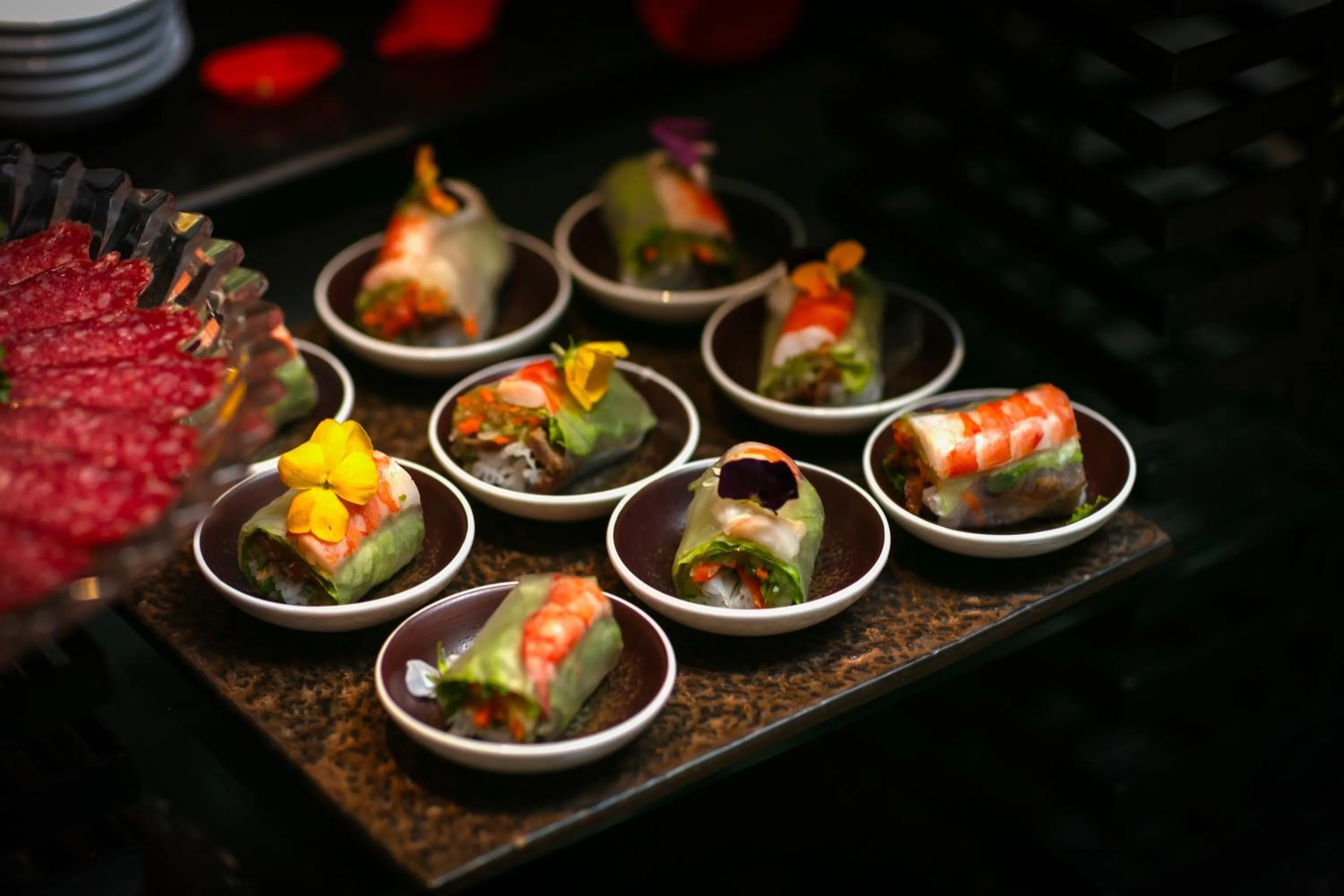 Food and drinks in HOTEL De SOURIANT Premium Hanoi