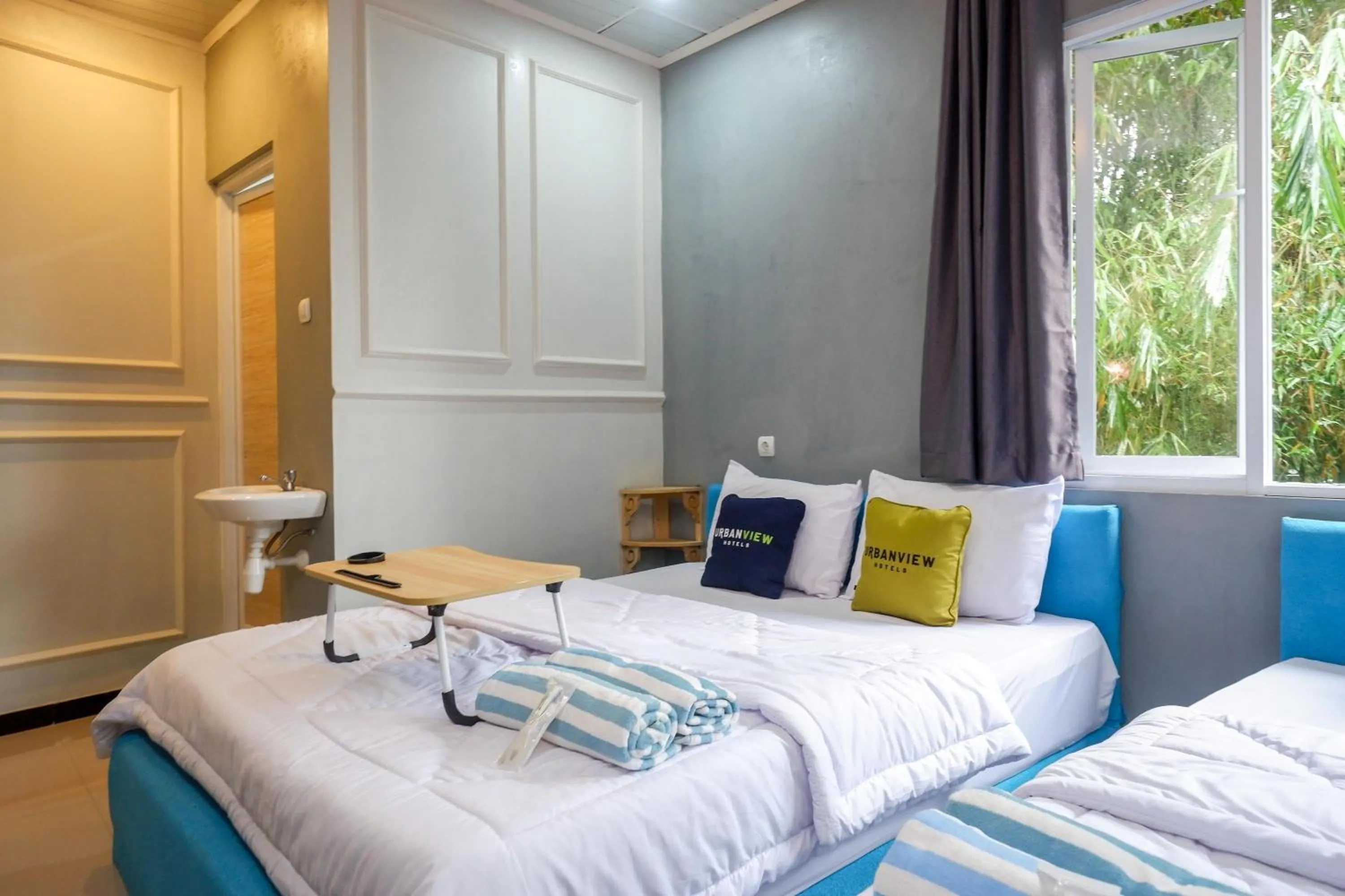 Bedroom, Bed in Urbanview Hotel Umbrella Dieng by RedDoorz