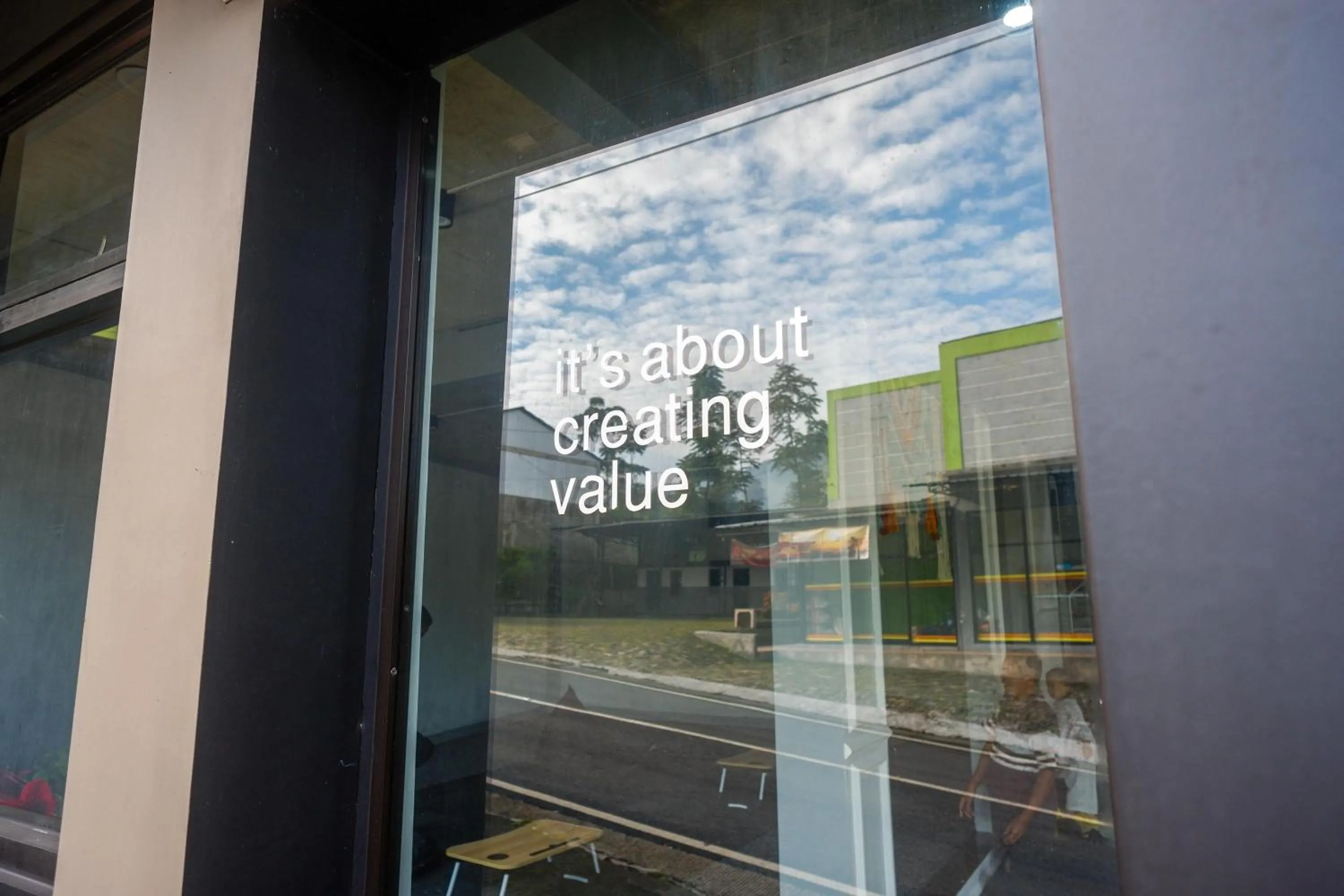 Facade/entrance in Urbanview Hotel Umbrella Dieng by RedDoorz