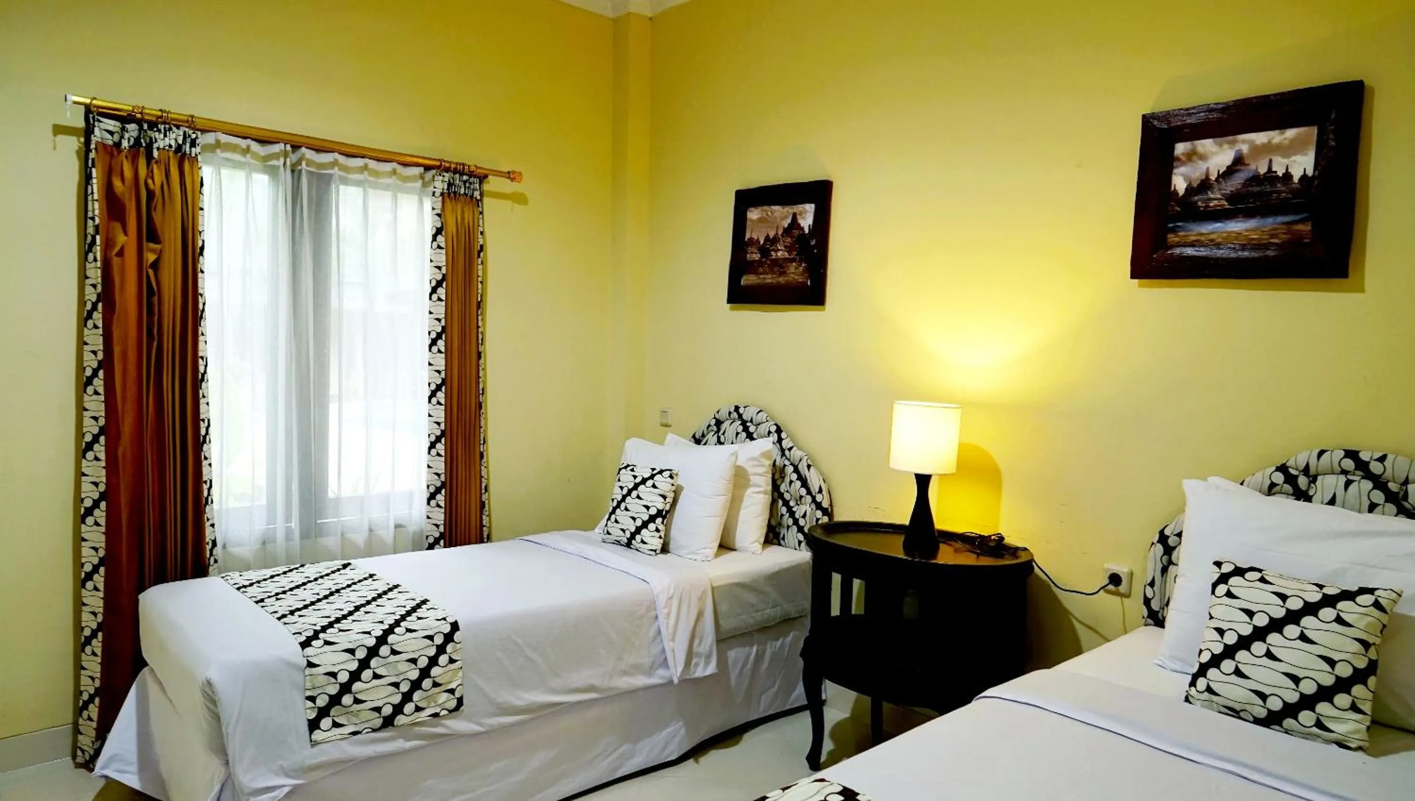 Bedroom, Bed in Diana Hotel Jogja