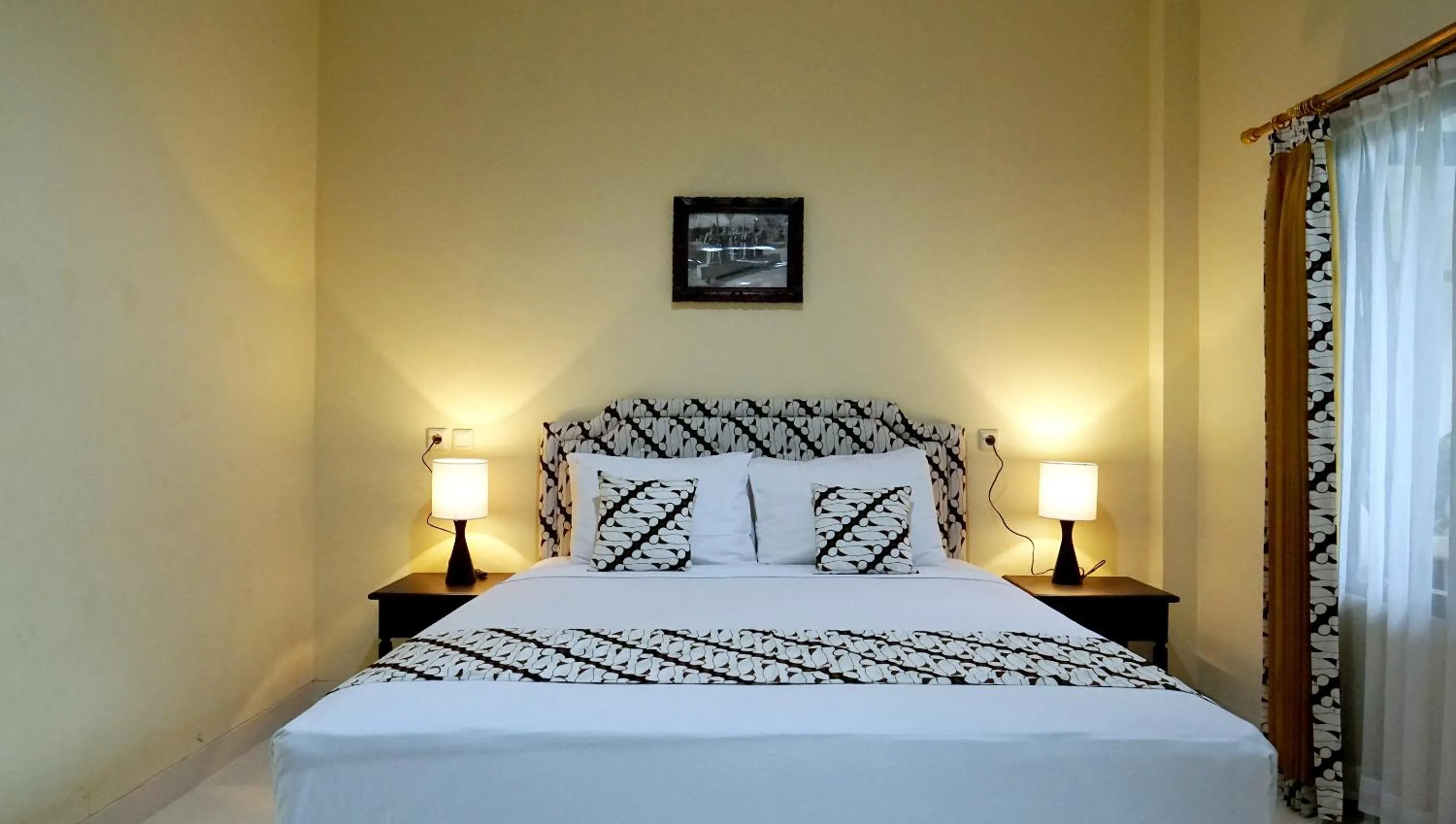 Bedroom, Bed in Diana Hotel Jogja