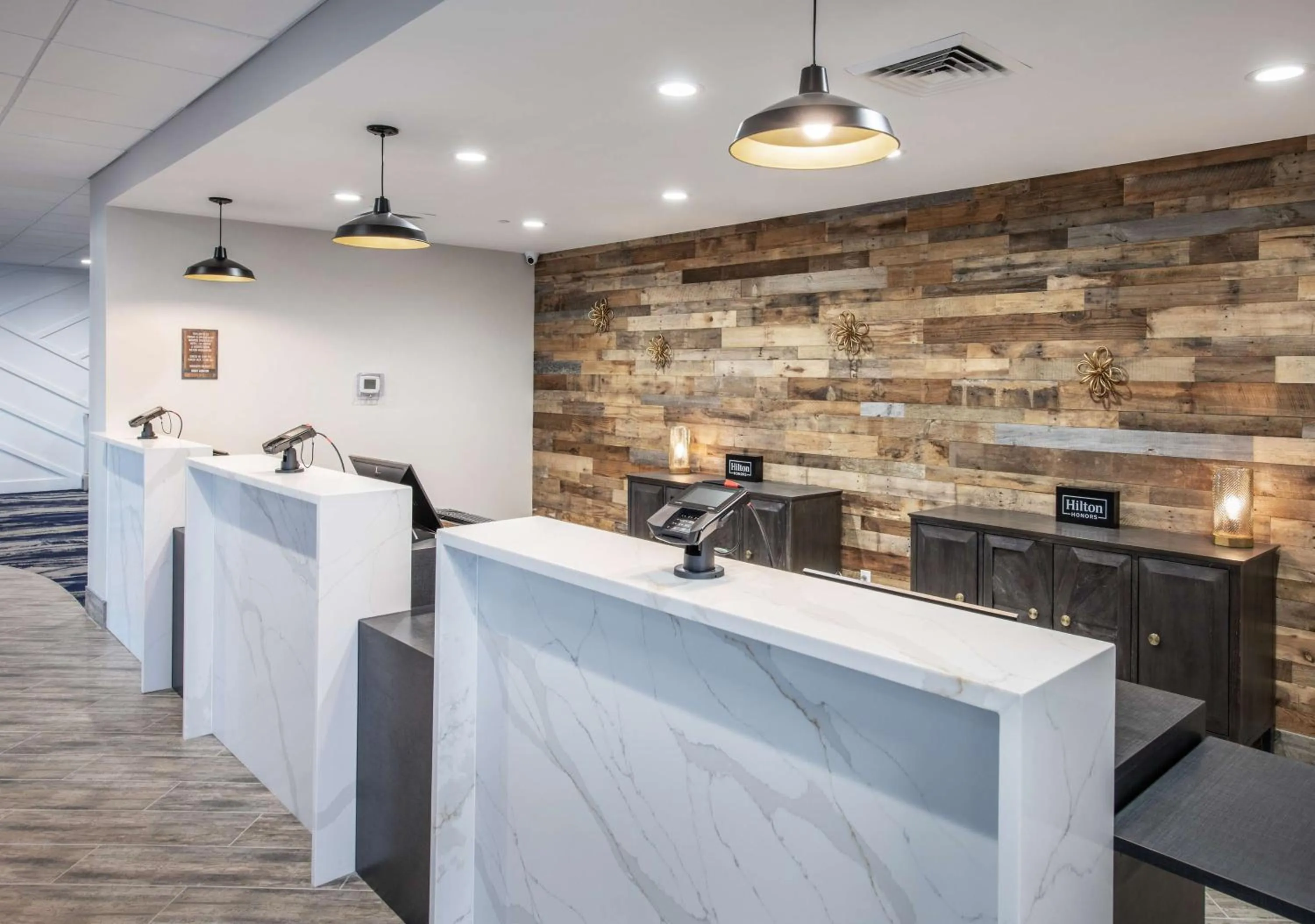 Lobby or reception in DoubleTree by Hilton Monroe Township Cranbury