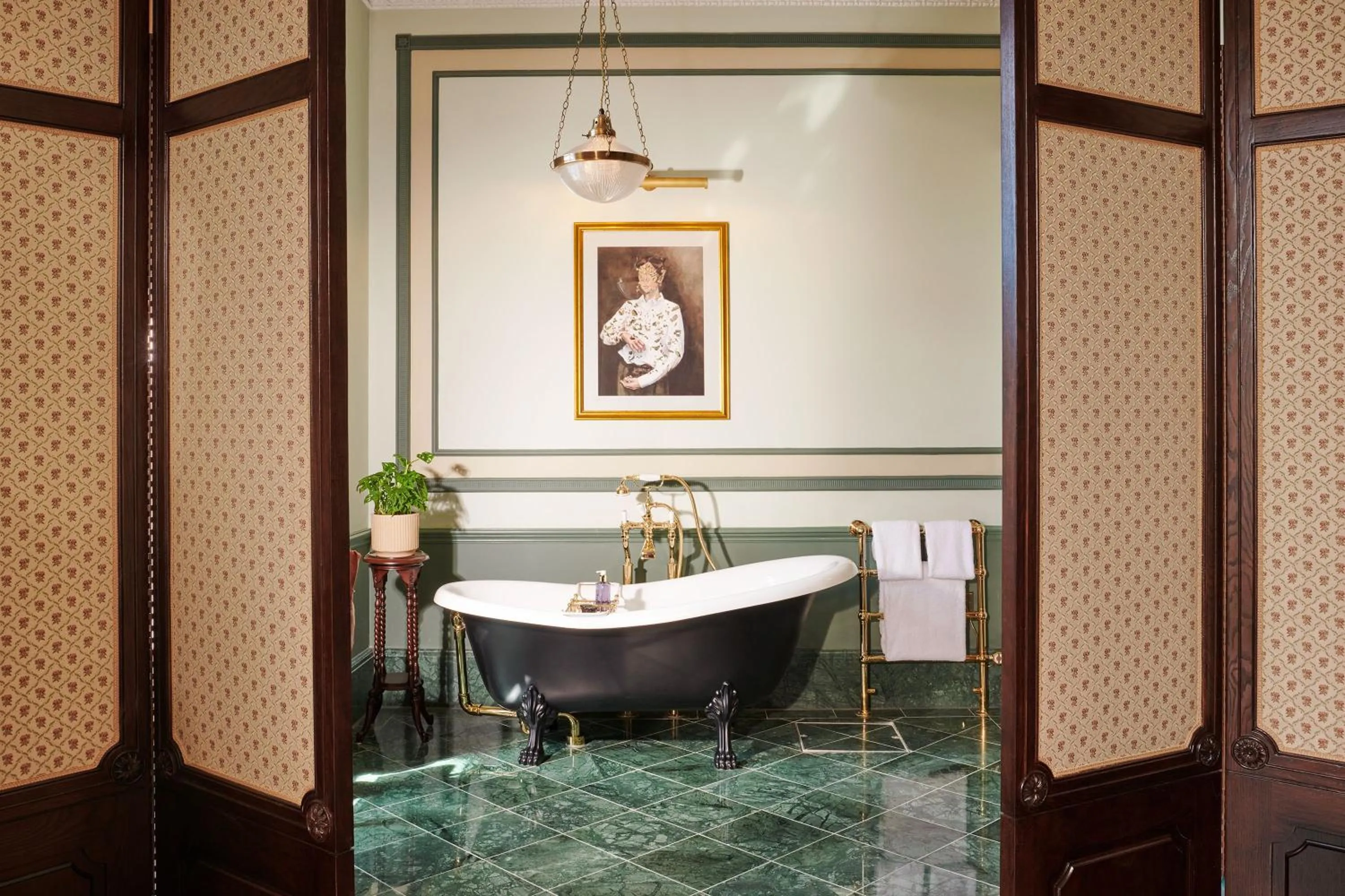 Bathroom in Gleneagles Townhouse