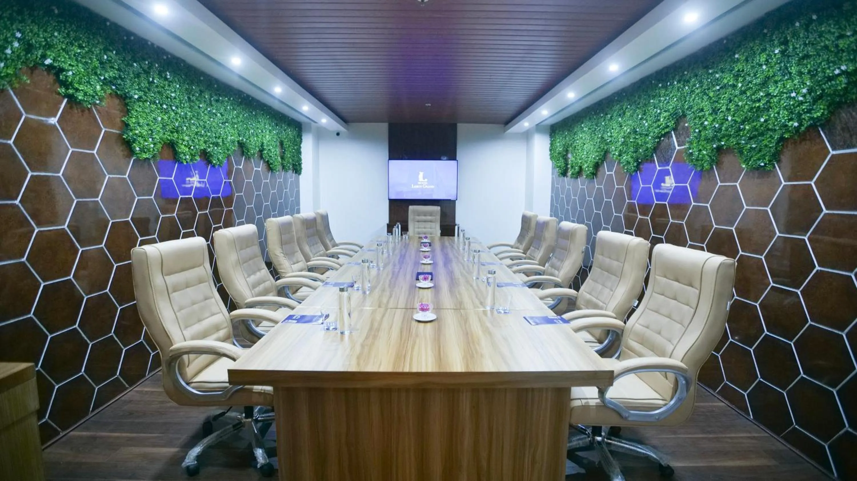 Meeting/conference room in Leroy Grand - Yeshwanthpur