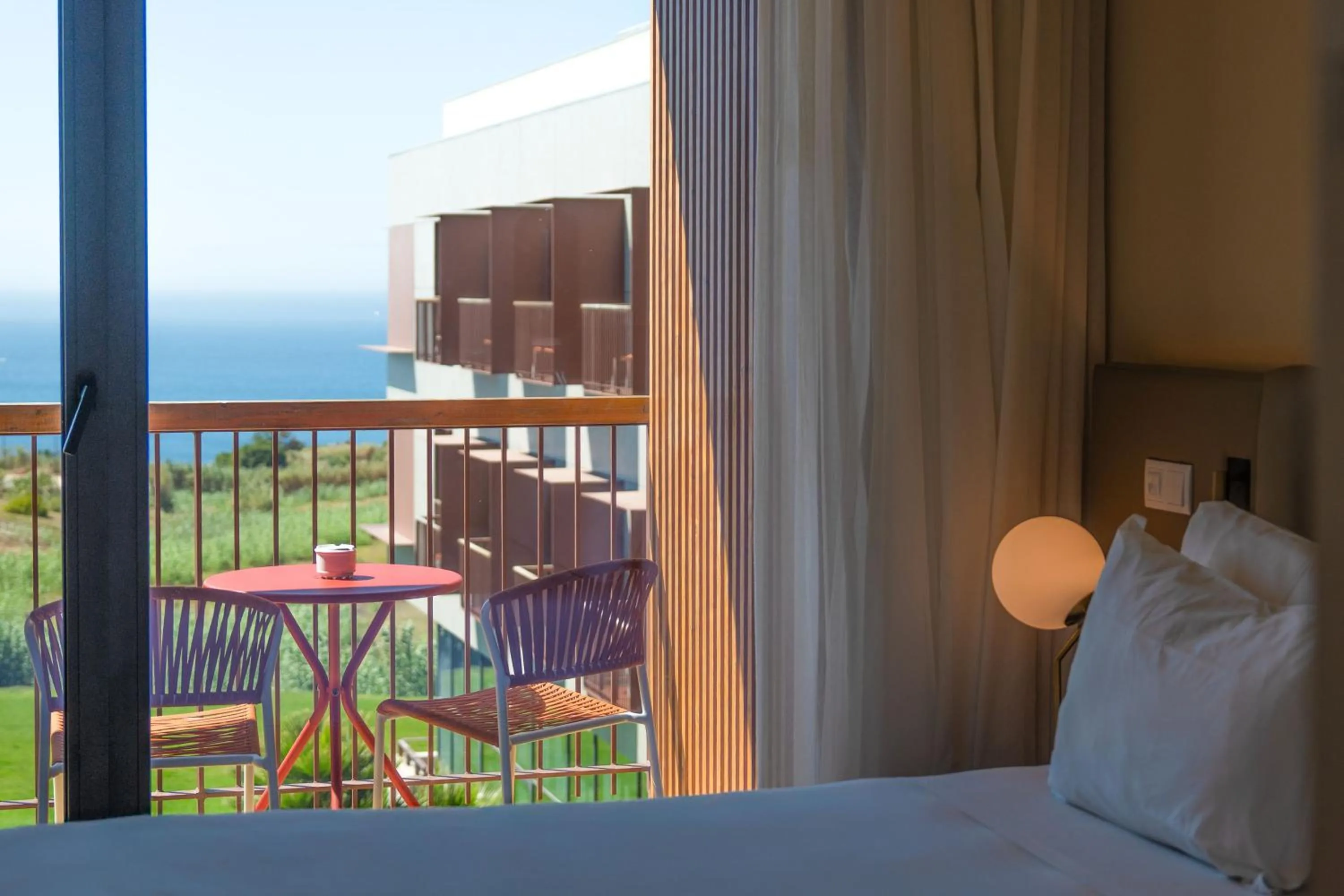 View (from property/room), Bed in Sines Sea View Business & Leisure Hotel