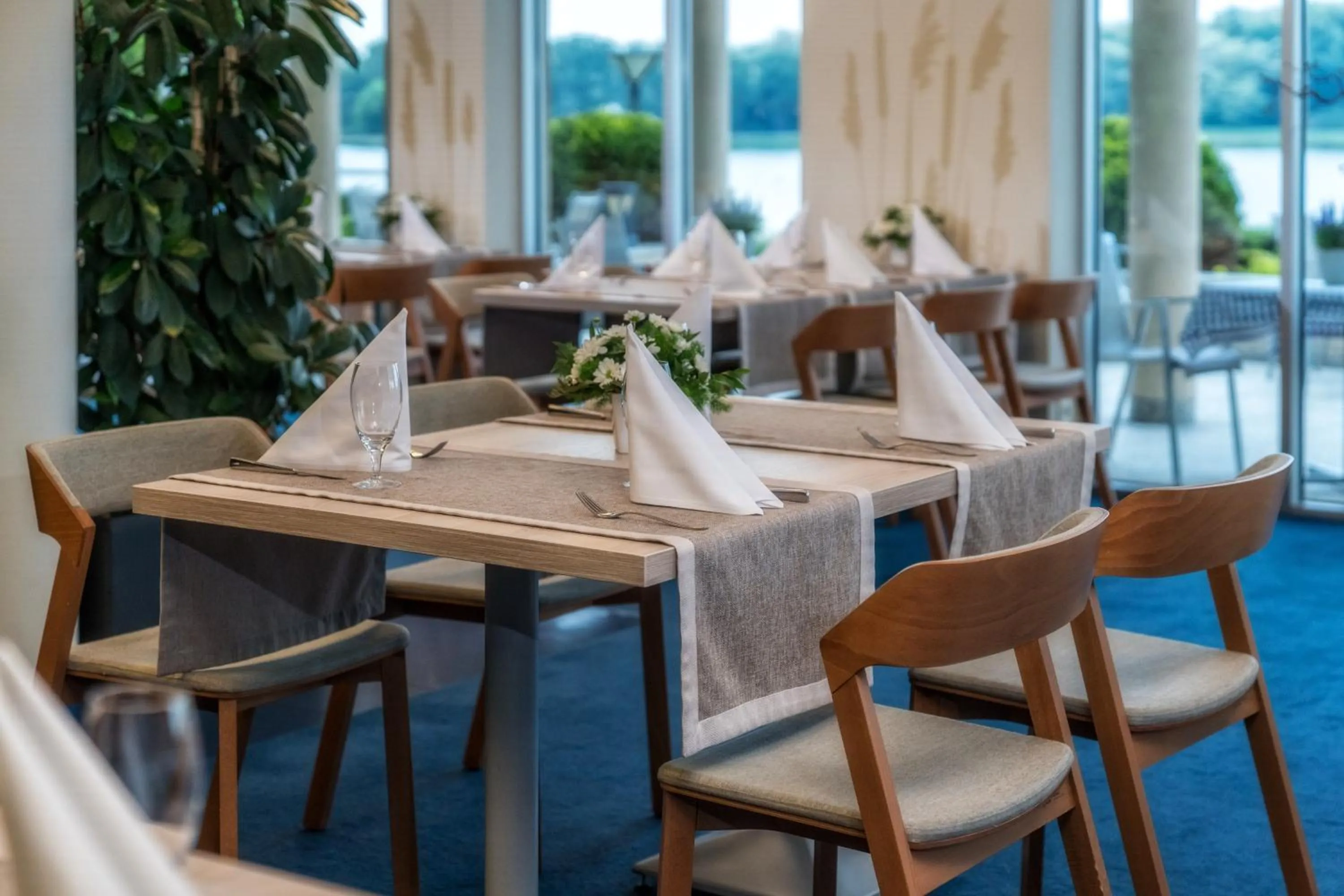 Restaurant/places to eat in Hotel HP Park Poznań Malta