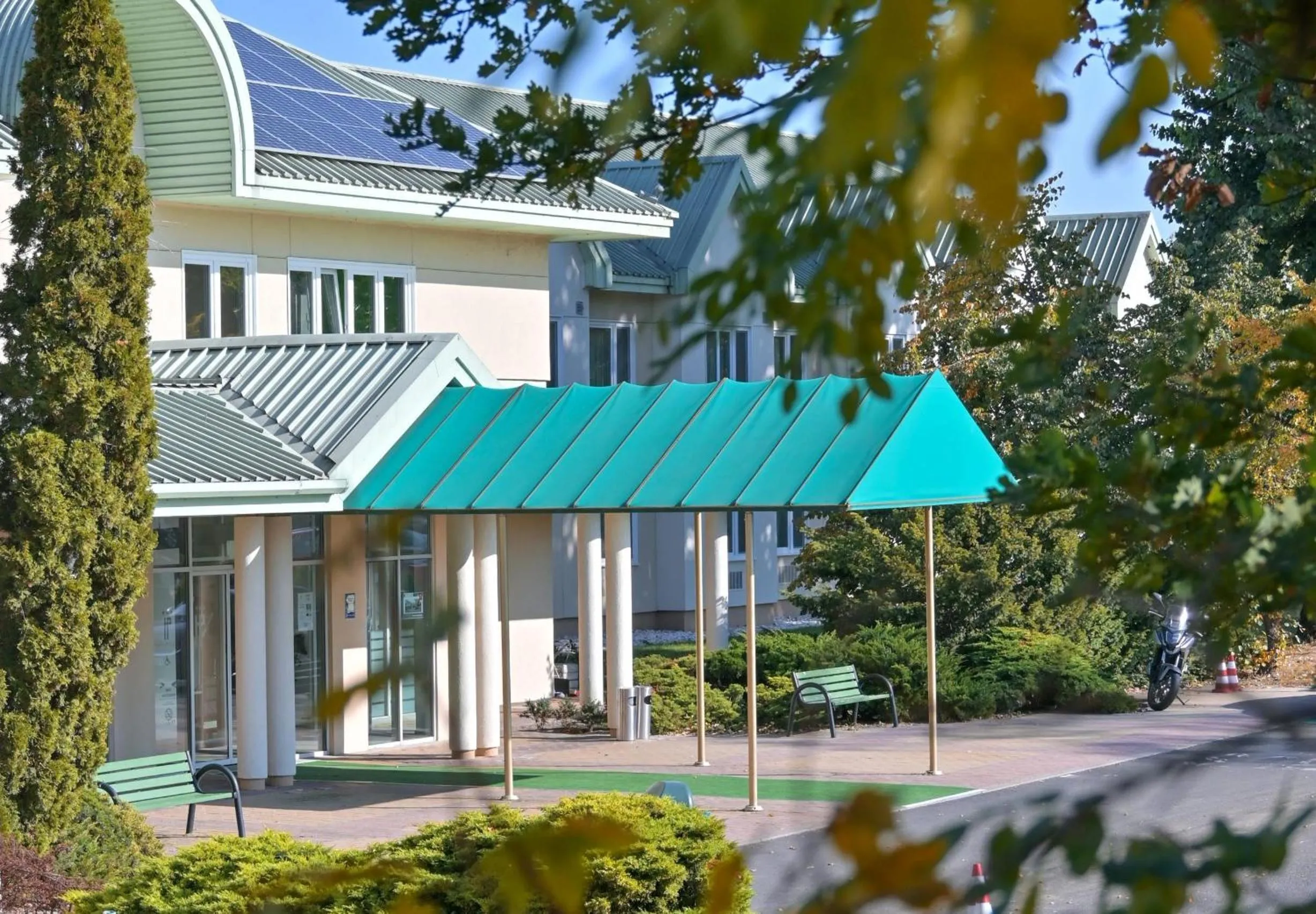 Property building in Hotel HP Park Poznań Malta