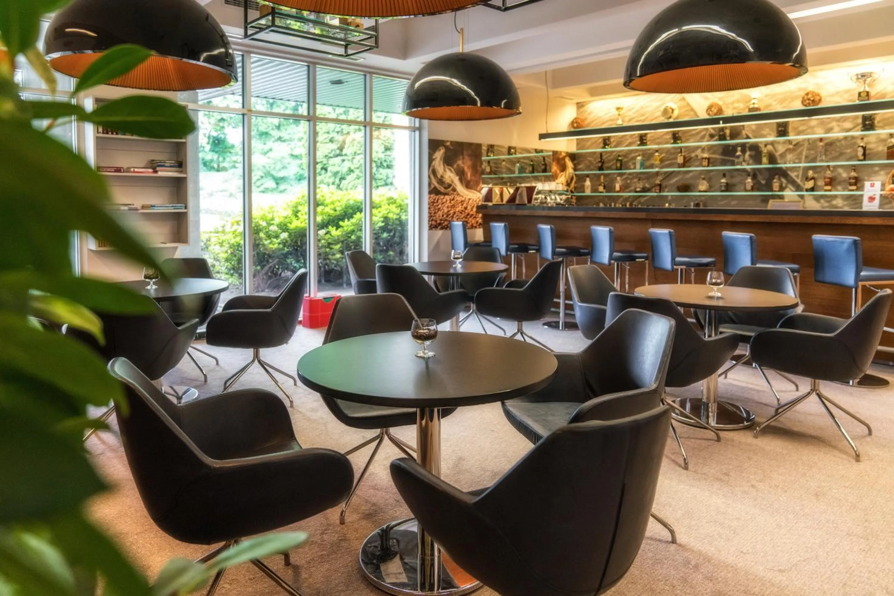 Lounge or bar in Hotel HP Park Poznań Malta