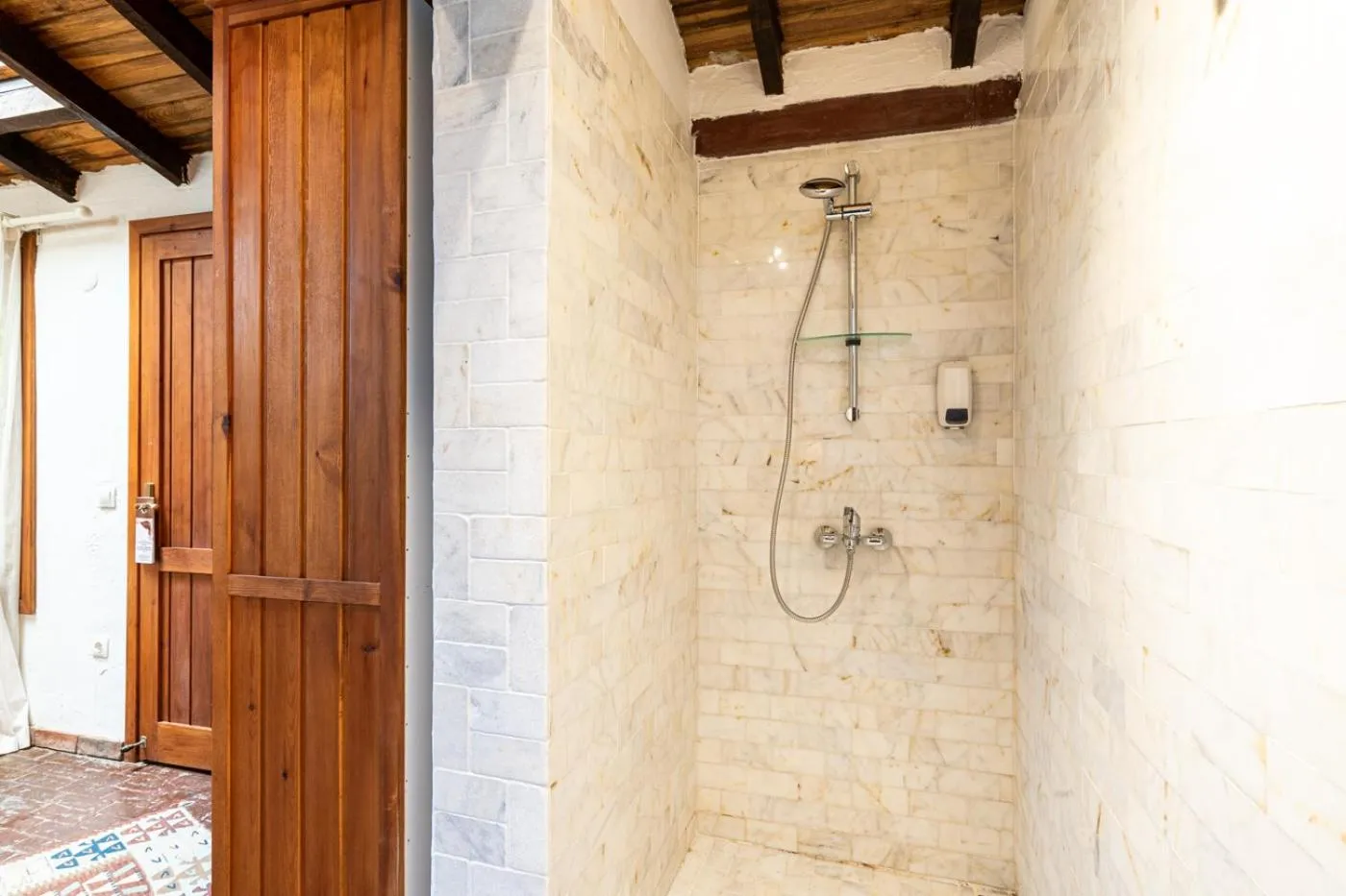 Bathroom in Ephesus Lodge