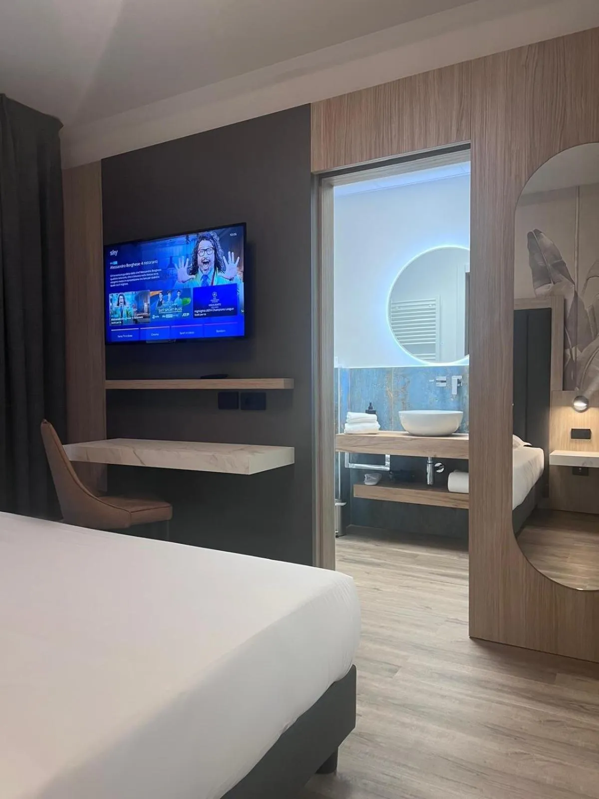 Bed in Hotel Gardenia