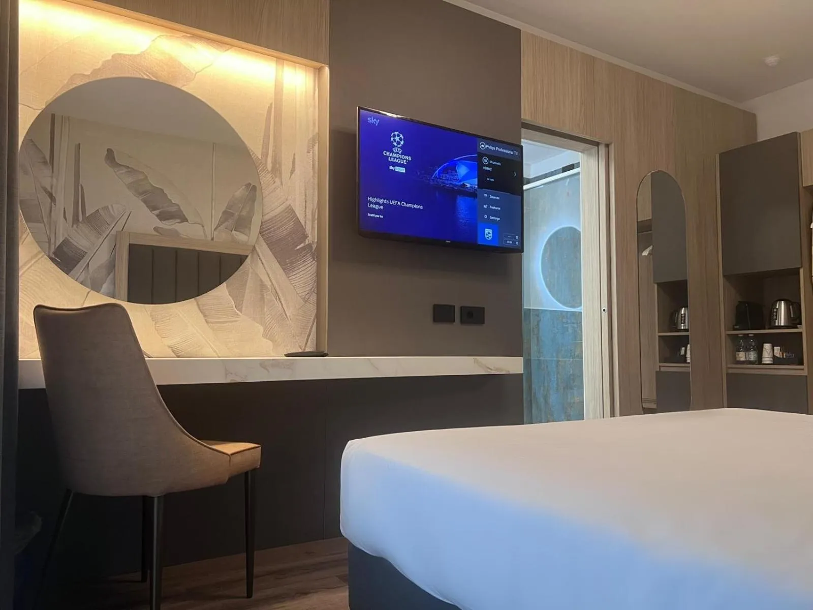 Bed in Hotel Gardenia