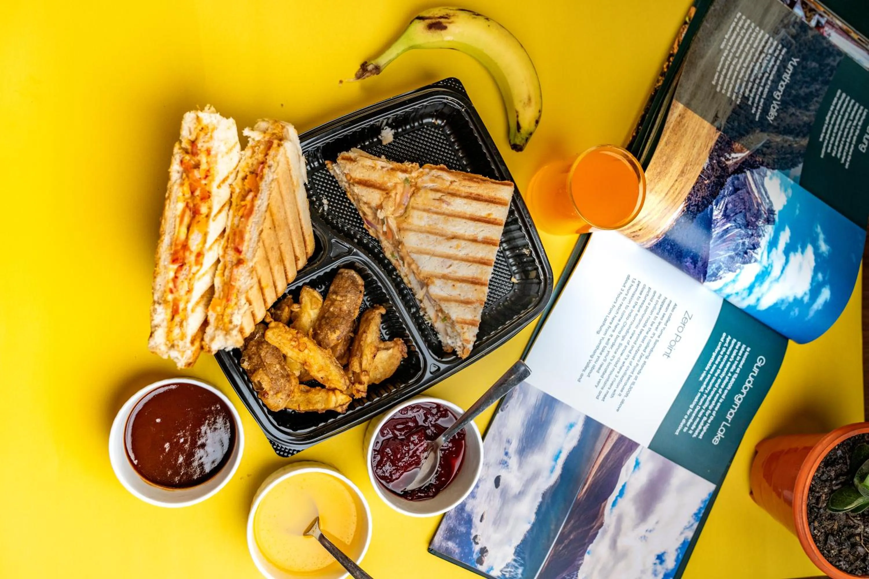 Breakfast in Muscatel BhumSang - 200 Mts from Mall Road