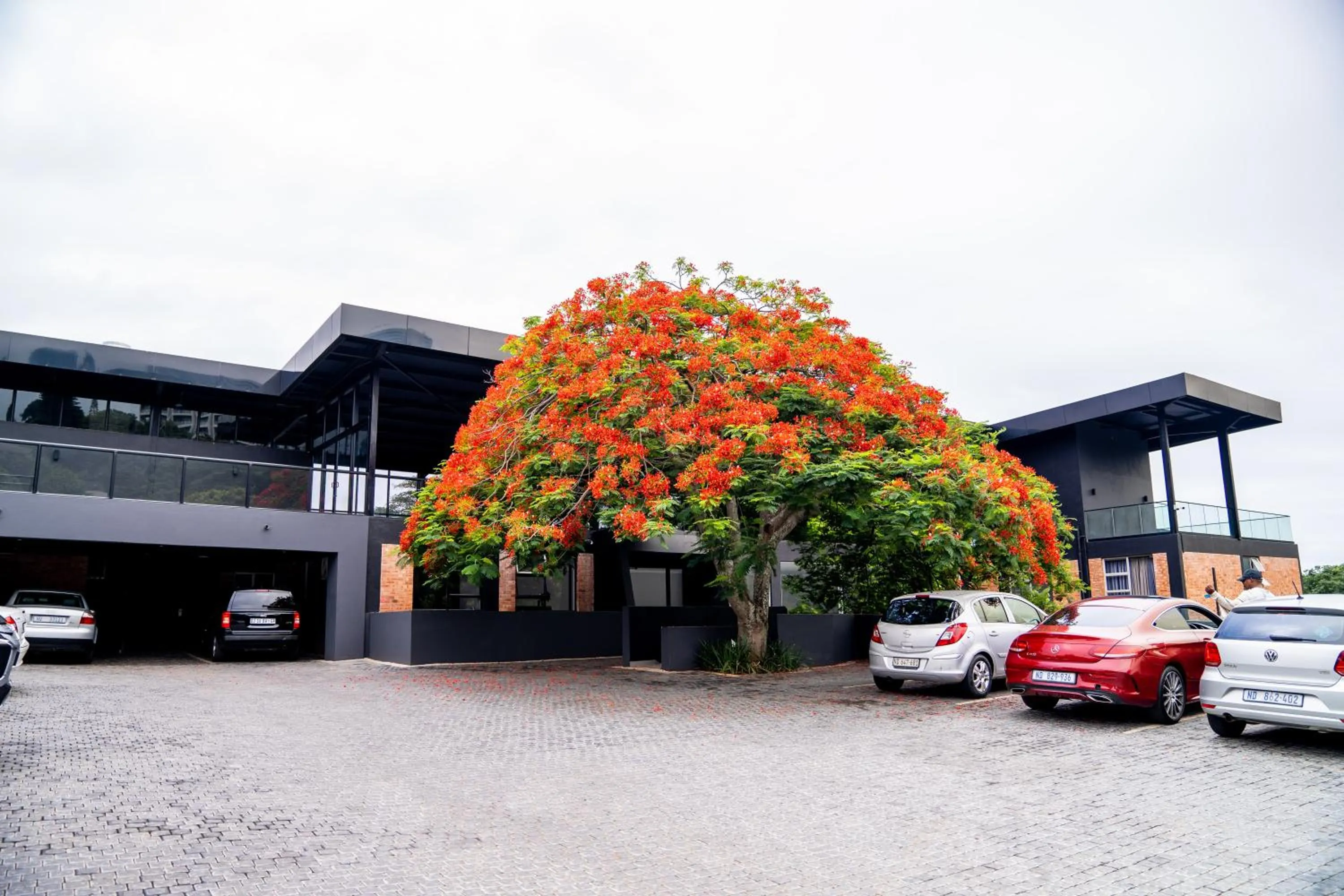 Parking in Zar Hotel