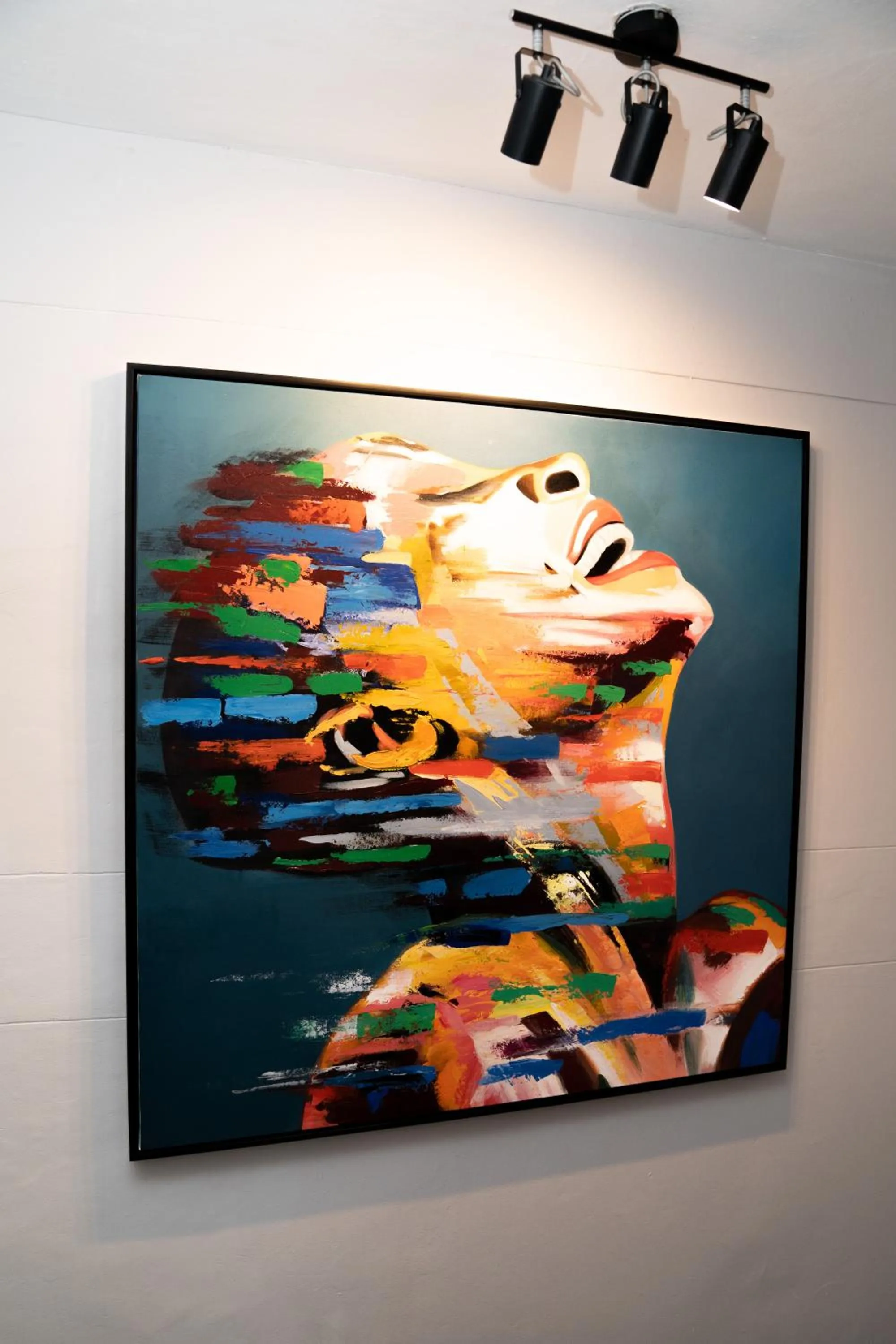 Decorative detail in Zar Hotel