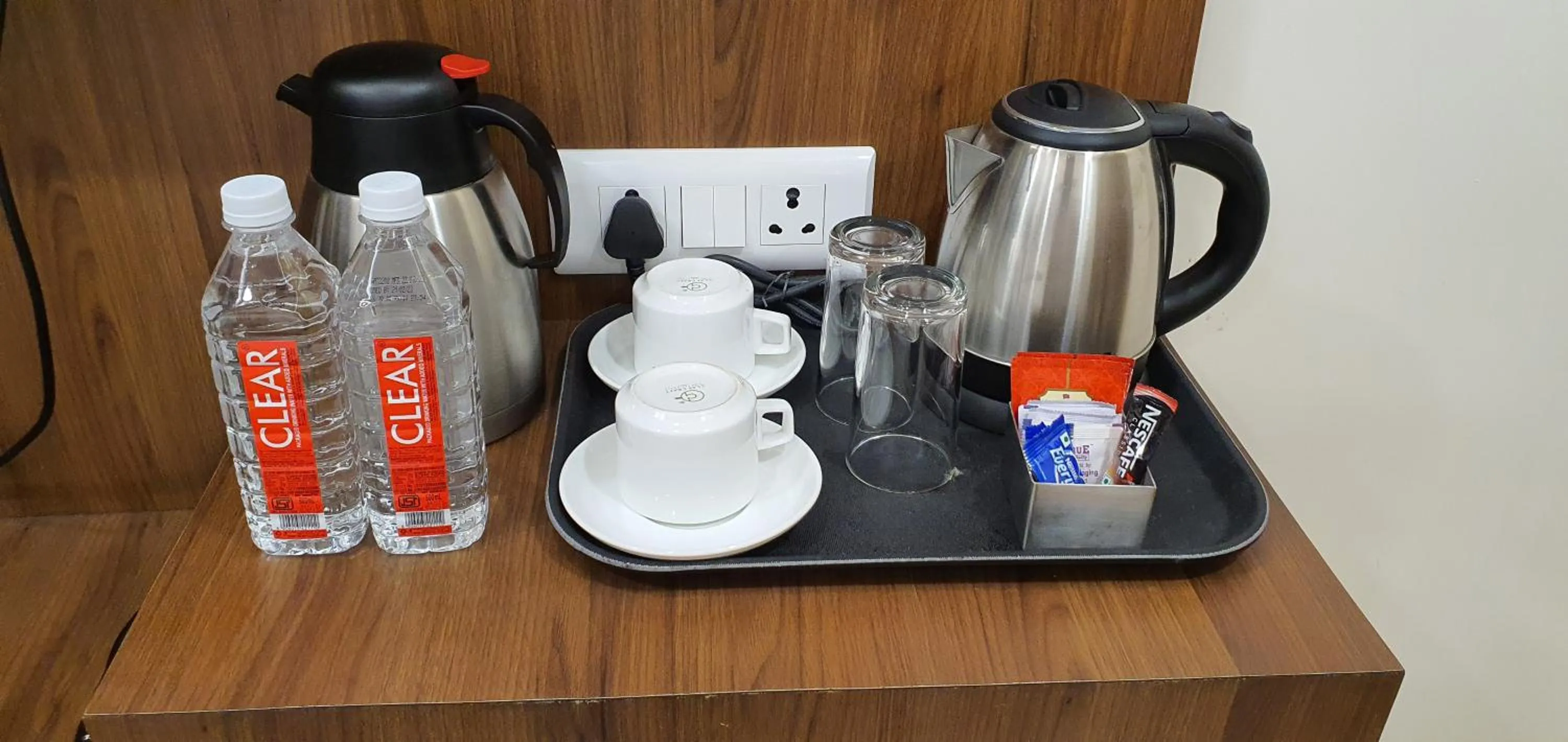 Coffee/tea facilities in Hotel MK Grand