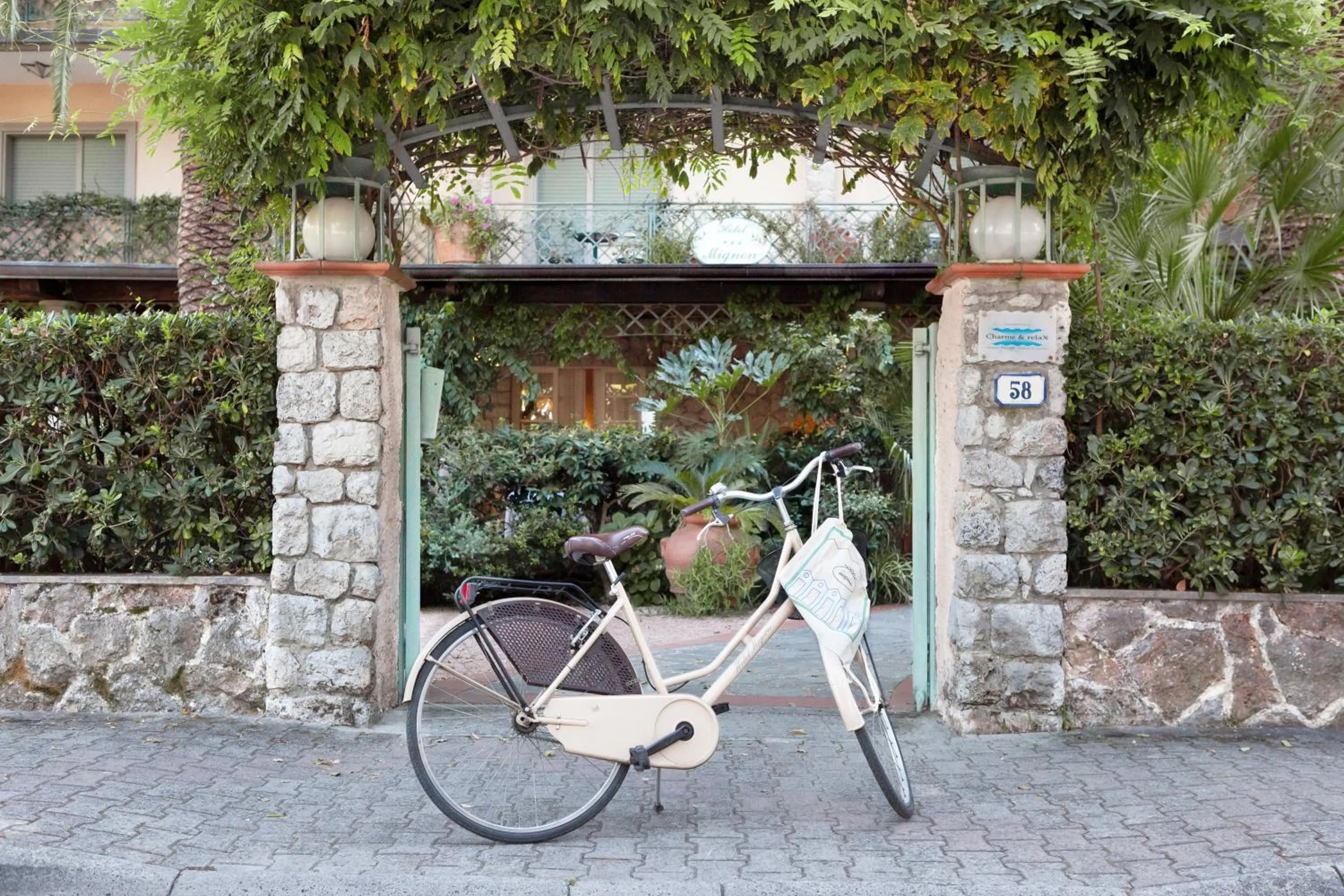 Hotel Mignon